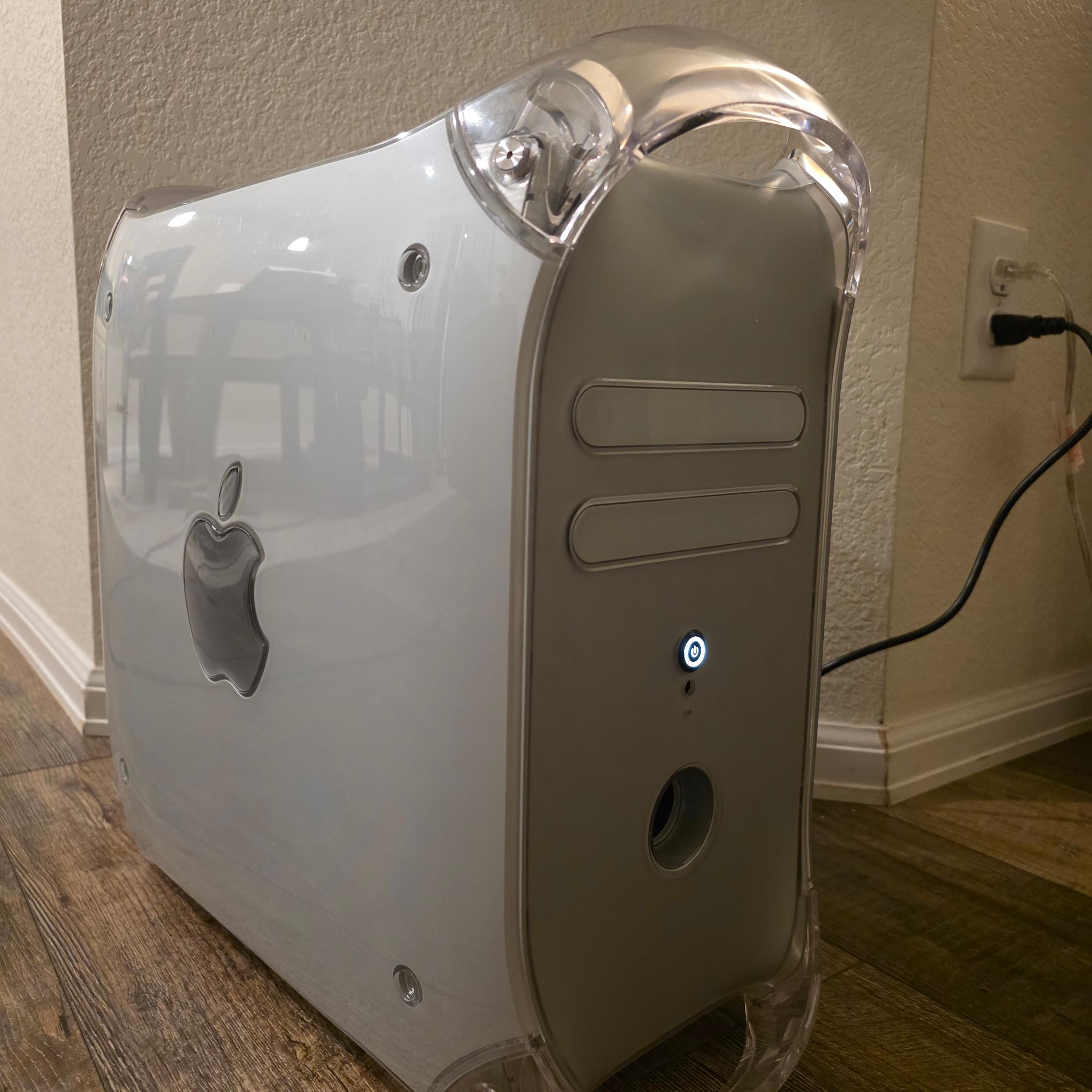 "Not a Mac" G4 X3D Build!  7945X3D | 48GB DDR5 | RTX 4070Ti Super | 2TB NVME