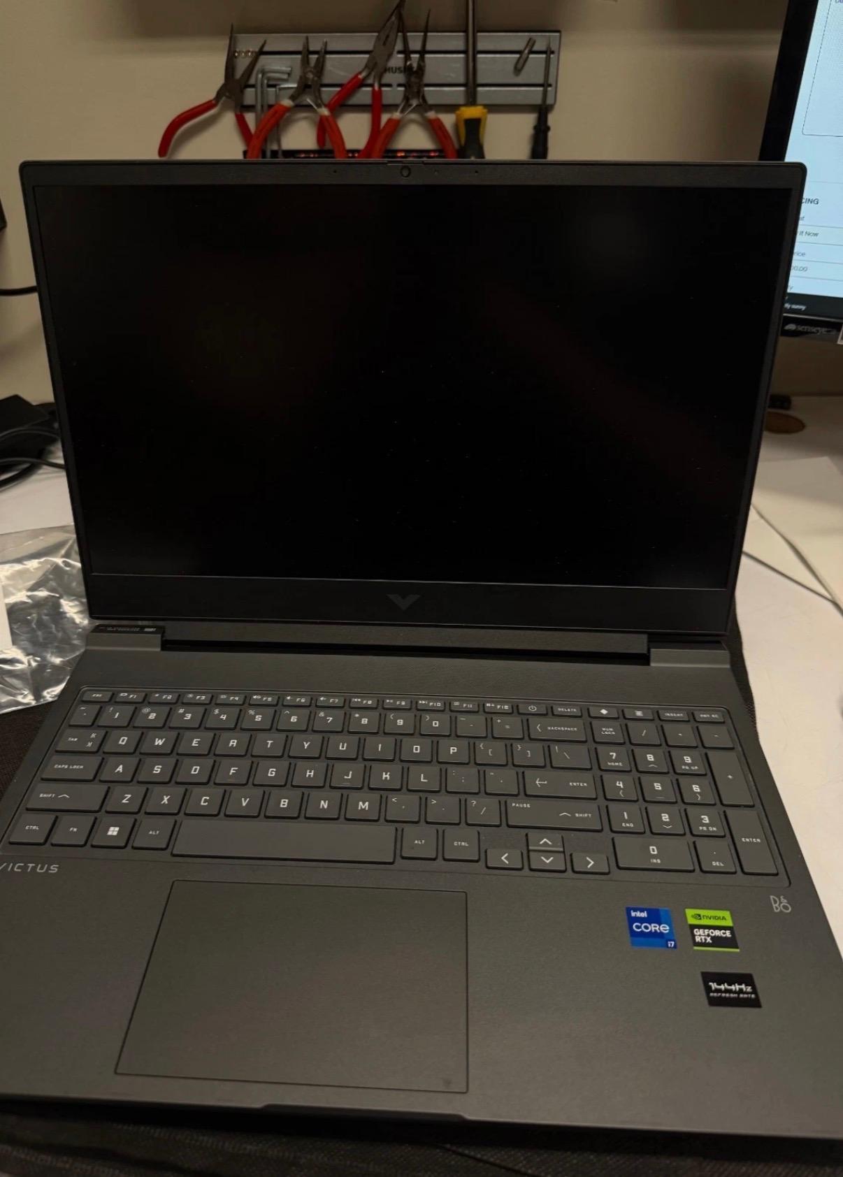PARTS HP Victus 16.1 in (512 SSD, Intel Core i7 13th Gen, 16 GB RAM, NVIDIA 4060