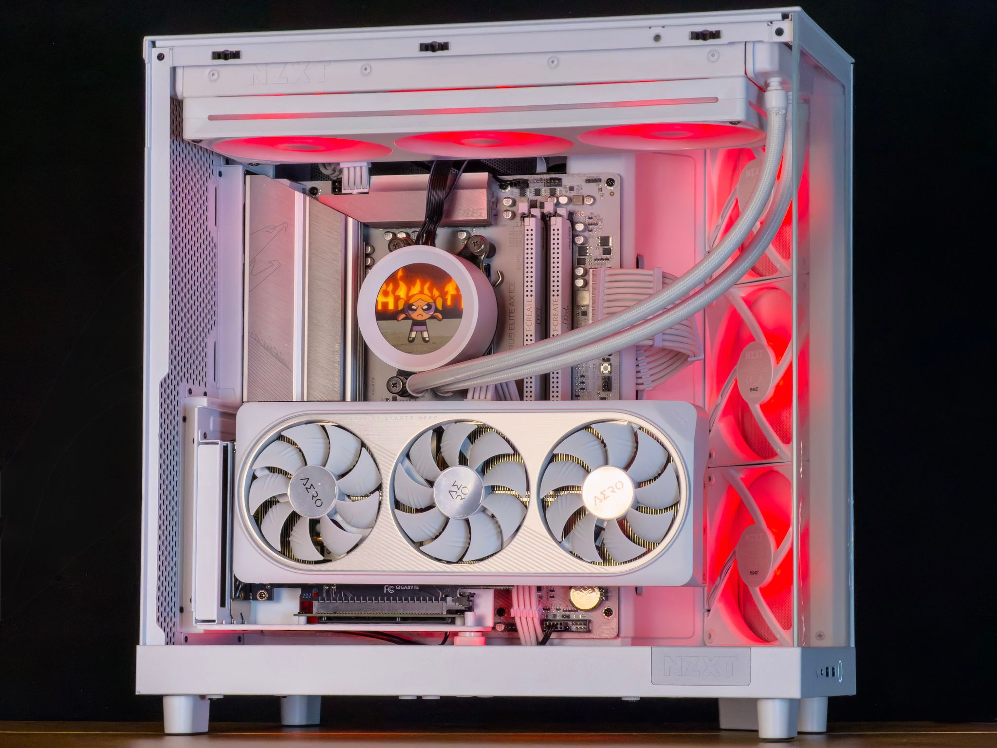 RTX 4070 |RYZEN5 9600x | 32gb DDR5 | 2TB SSD
