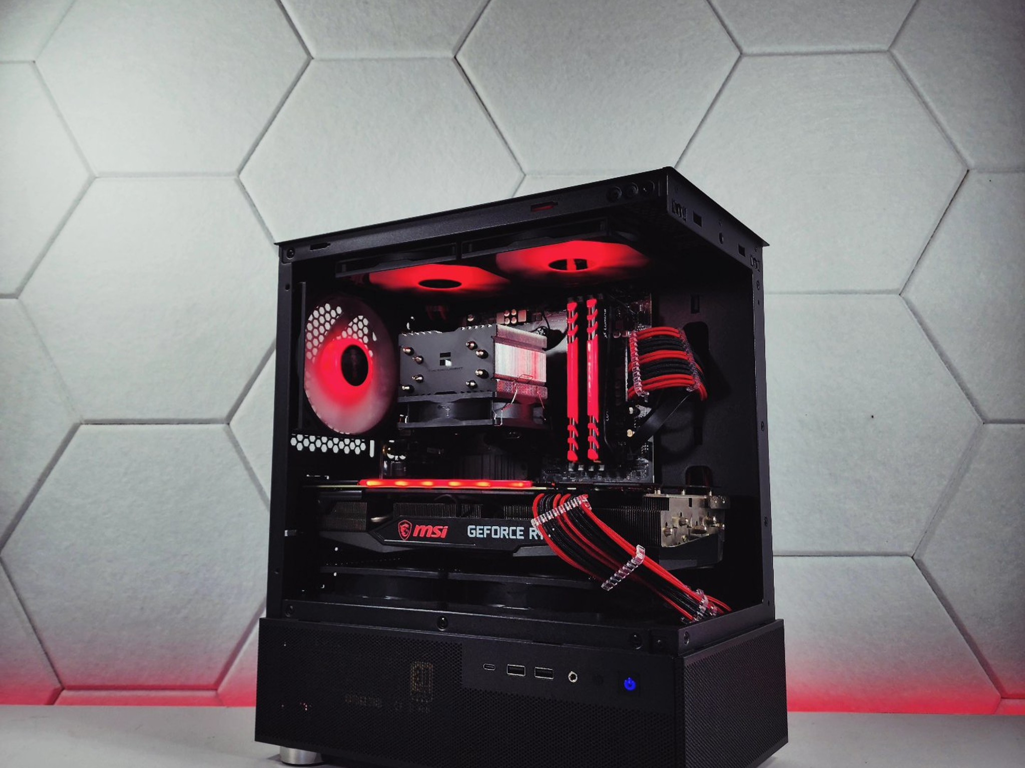 ❤️RTX 3070 || Ryzen 5 5600GT || 1TB M.2 NVMe SSD || 16GB 3200MHz || 1080p/1440p Gaming Computer