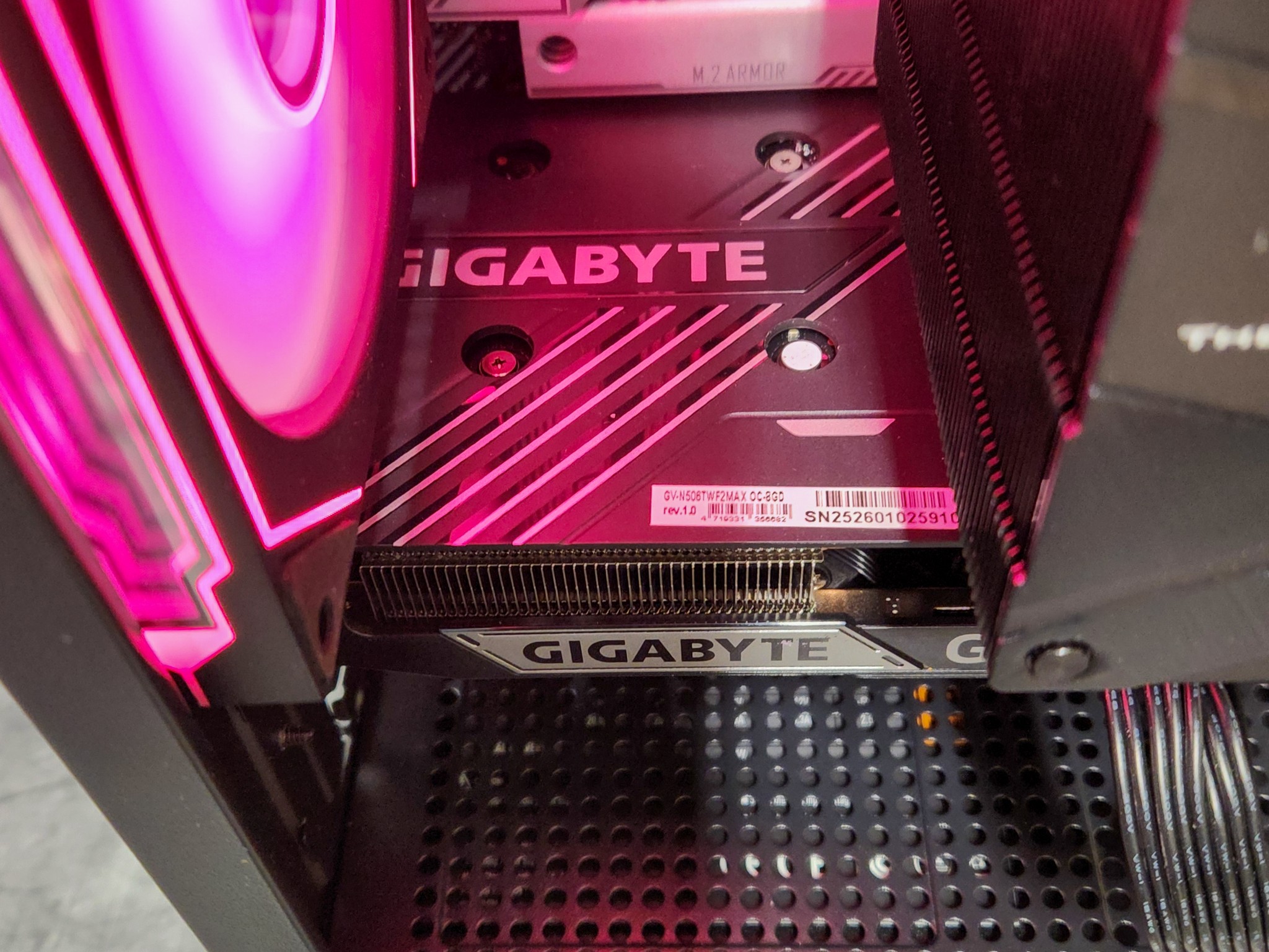RTX 5060 TI | Ryzen 5 7600X | 2TB SSD | 32GB DDR5 | Custom Gaming/Streaming PC