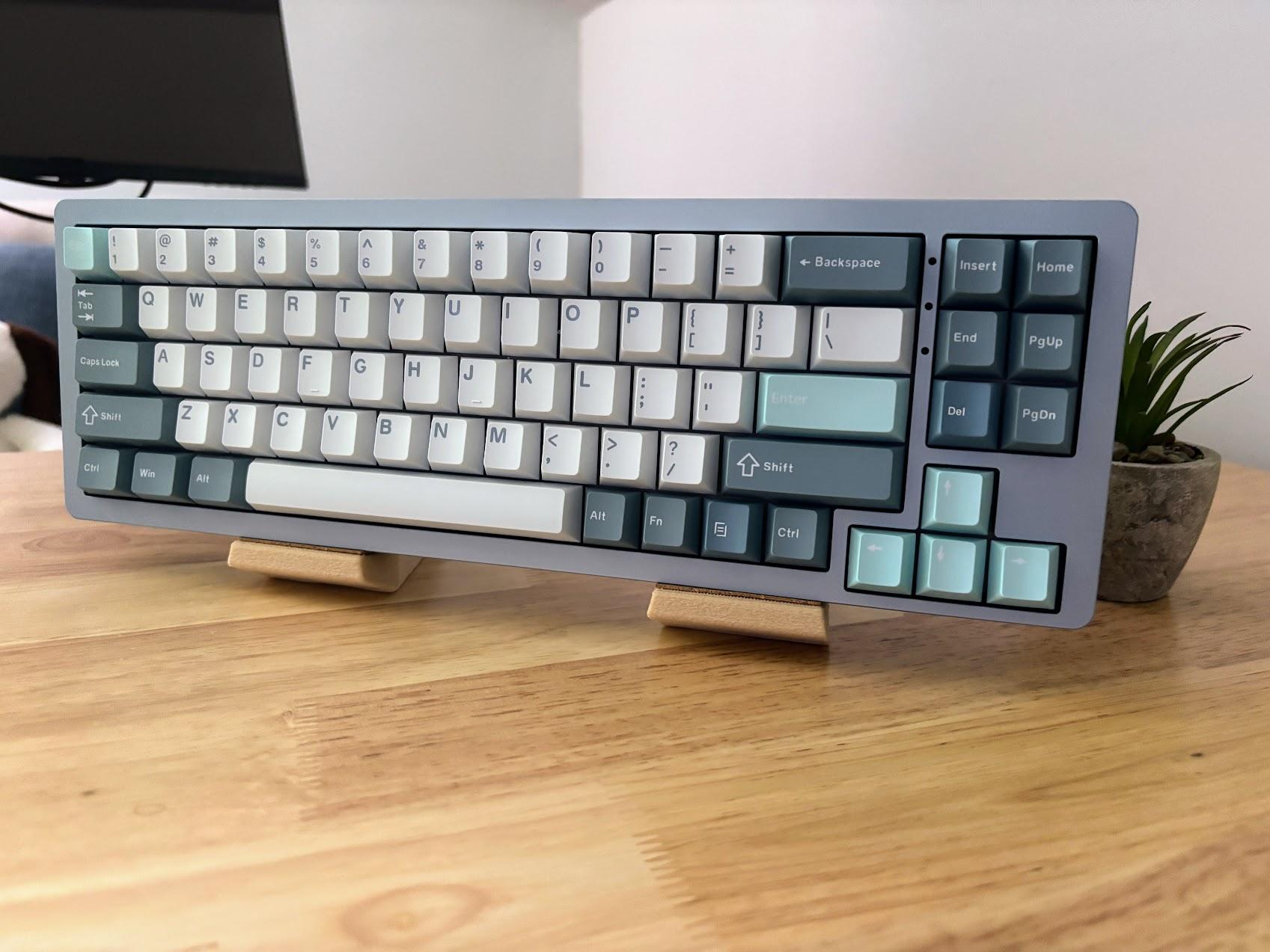 Minimalist Mechanical Keyboard Stand, 3D Printed Wood PLA, Cork-Lined