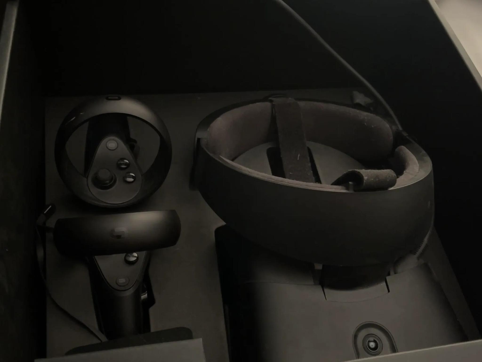 Oculus Rift S | Very Lightly Used, Great Condition