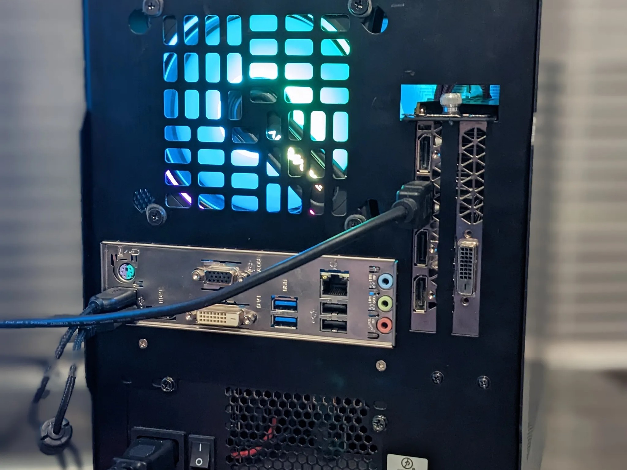 "Blade's Edge" Mini ITX Gaming PC - i7, 16gb RAM, GTX 1060, SSD/HDD, WiFi