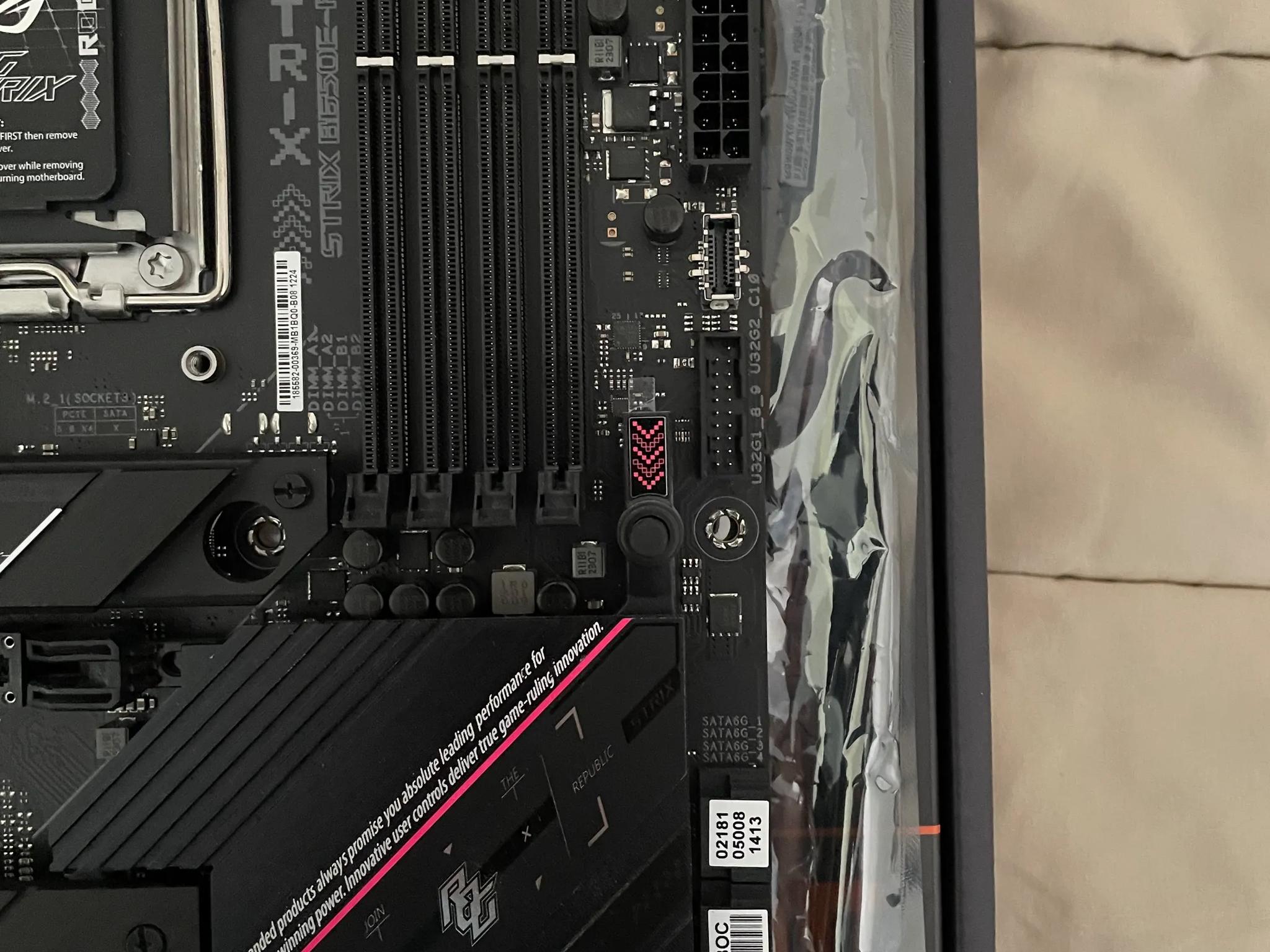 ASUS ROG STRIX B650E-F GAMING WIFI AM5 ATX Motherboard