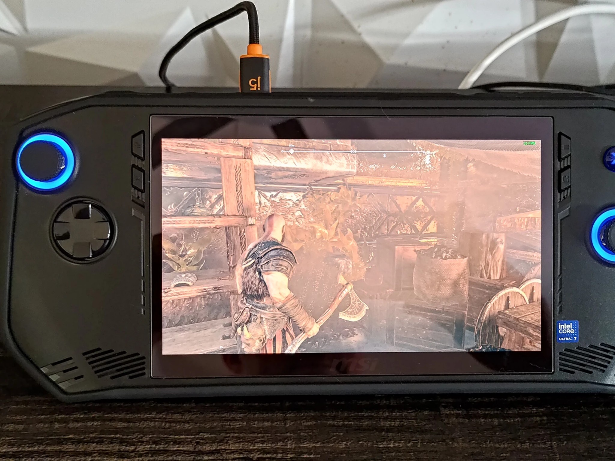 MSI Claw A1M Intel 155H | 1TB SSD | Carry Case