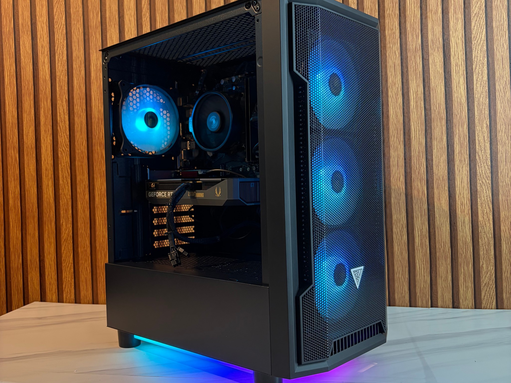 RTX 5060 | RYZEN 5 5500 | 16GB DDR4 | 500GB SSD| 450W