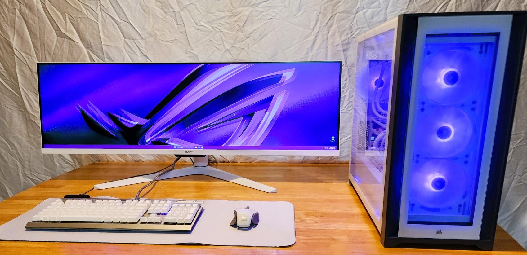 White Corsair Gaming BEAST!!! w/ Keyboard, Mouse, & RGB Deskmat
