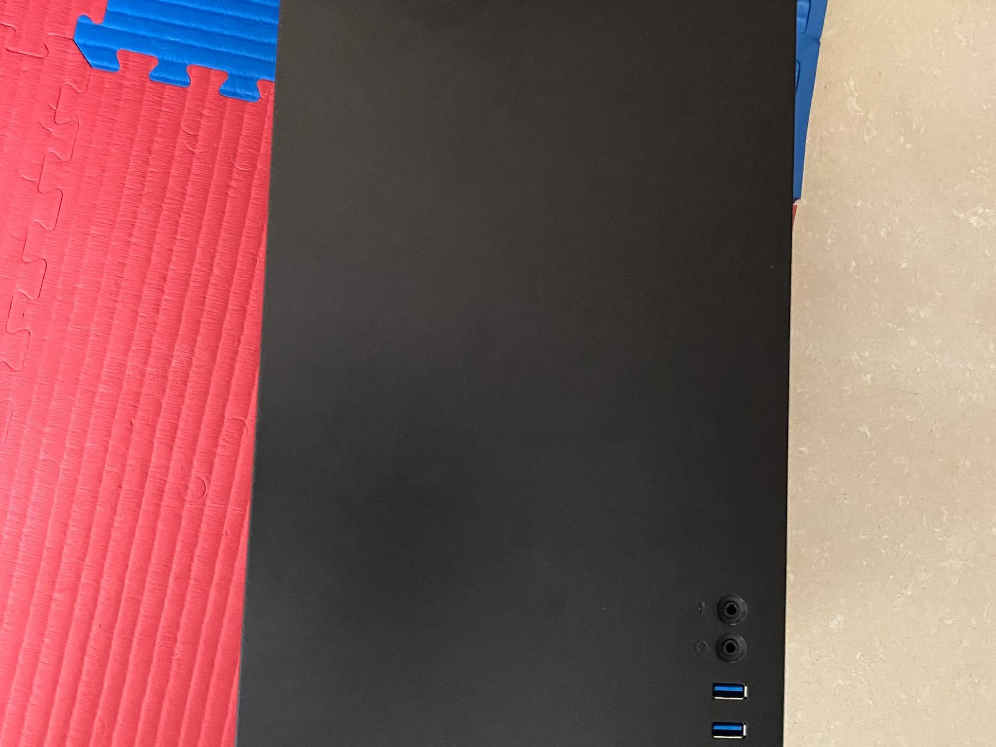 *NEW* Mid Range Gaming PC (RX 5600XT, i5 10400f, 1TB Gen 4 M.2)