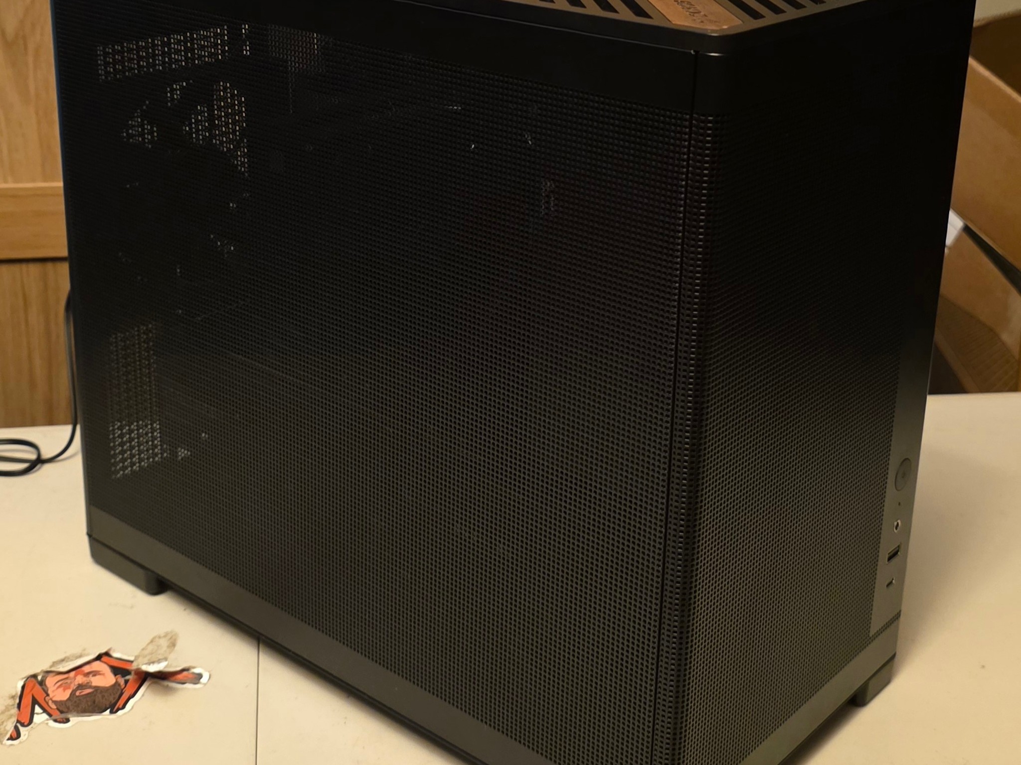 BLACKOUT 1440p, Ryzen 7 5700X3D,RX 7600 XT 16g, 32g RAM, 1TB NVMe, Windows 11, Drivers Installed