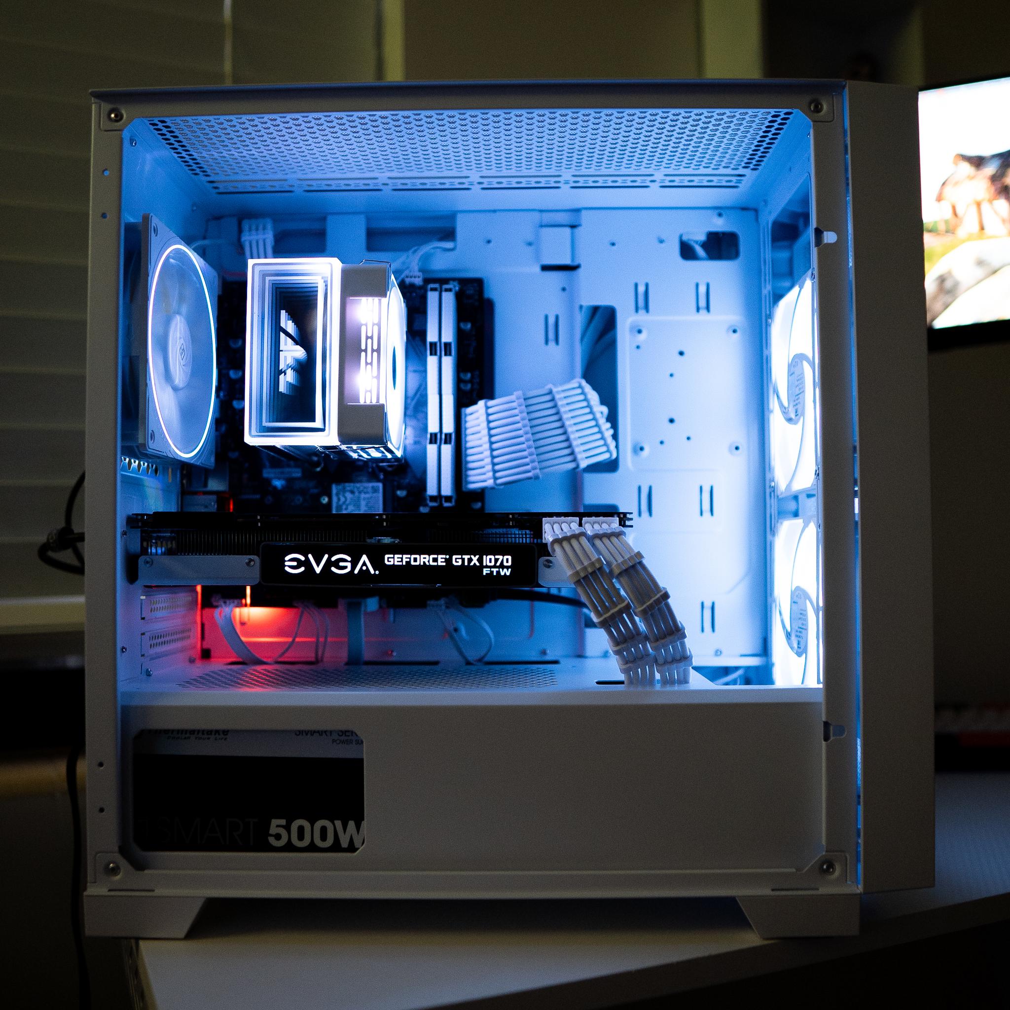 ❄️🌨 | GTX 1070 8GB FTW | RYZEN 5 3500X | 16GB DDR4 RAM | 256GB NVME + 2TB HDD | Arctic Freeze 2.0