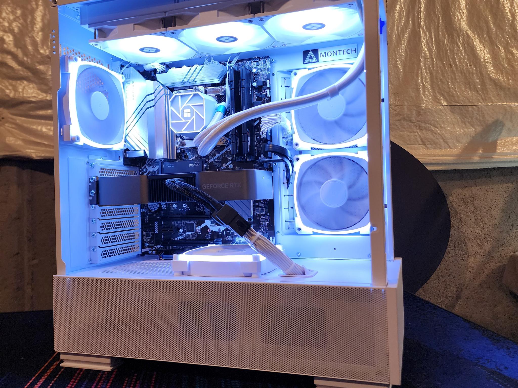 Nvidia RTX 4070 / Intel i9-12900K / 32GB DDR5 RAM / 1TB NVMe SSD