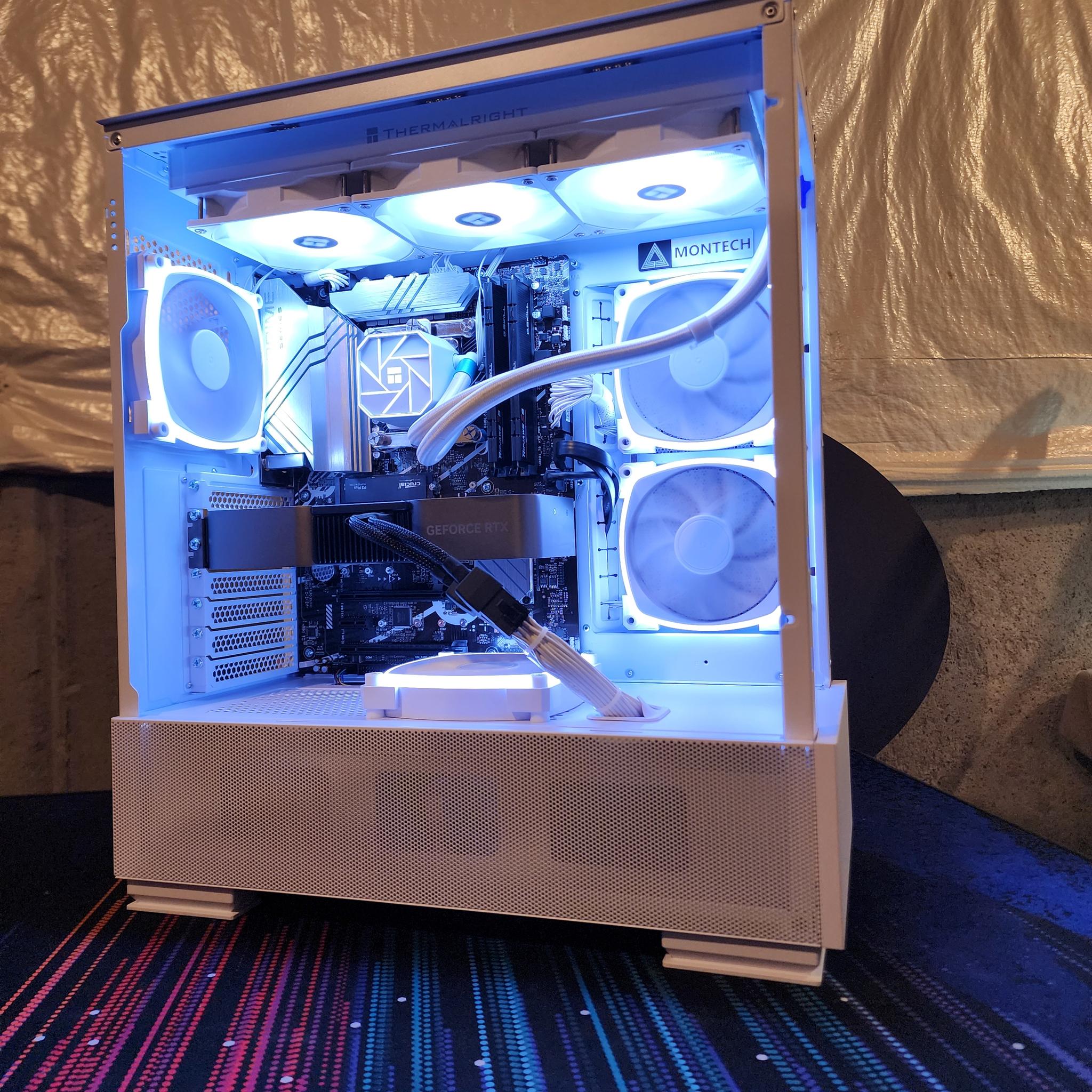 Nvidia RTX 4070 / Intel i9-12900K / 32GB DDR5 RAM / 1TB NVMe SSD