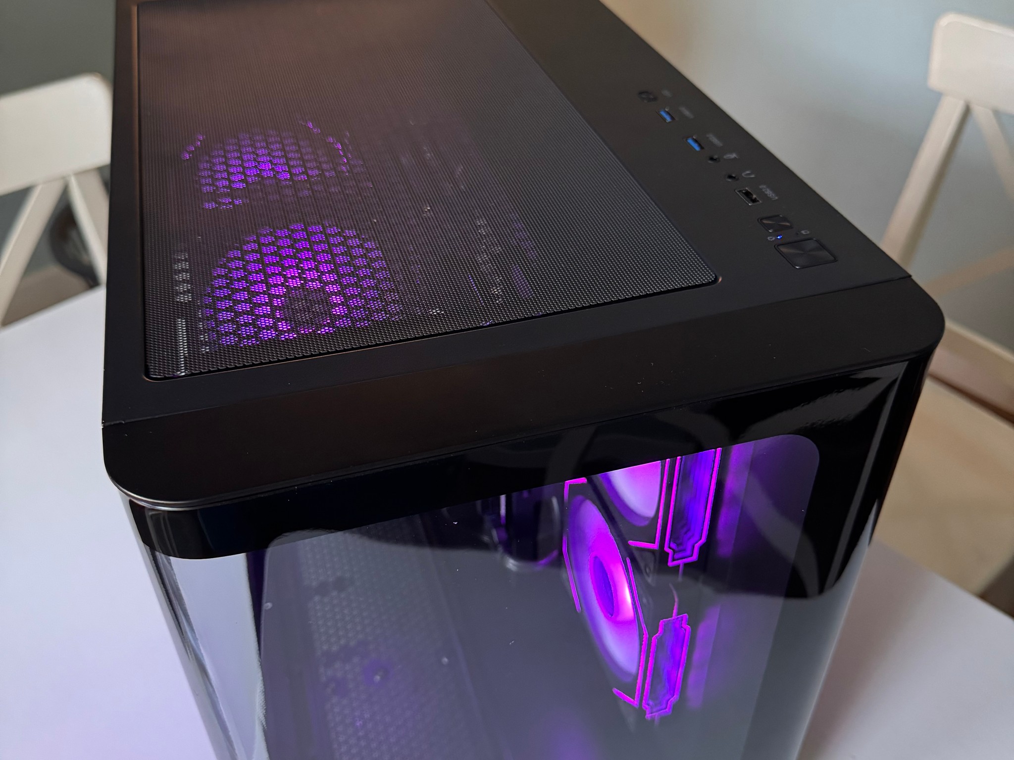 Black Gaming PC - 5060 8GB  - Ryzen 5 5600G  - 16GBs ram - 512GB Nvme