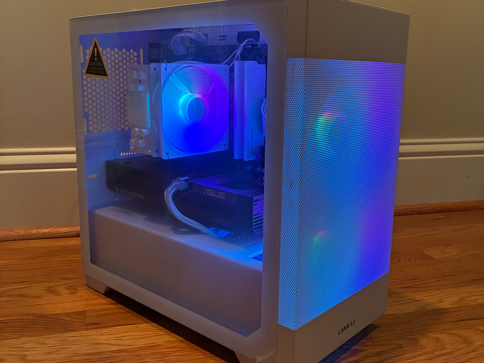 RX 9060XT R7 5800XT WHITE RGB GAMING PC 32GB 1TB SSD WiFi 6 WINDOWS 10/11