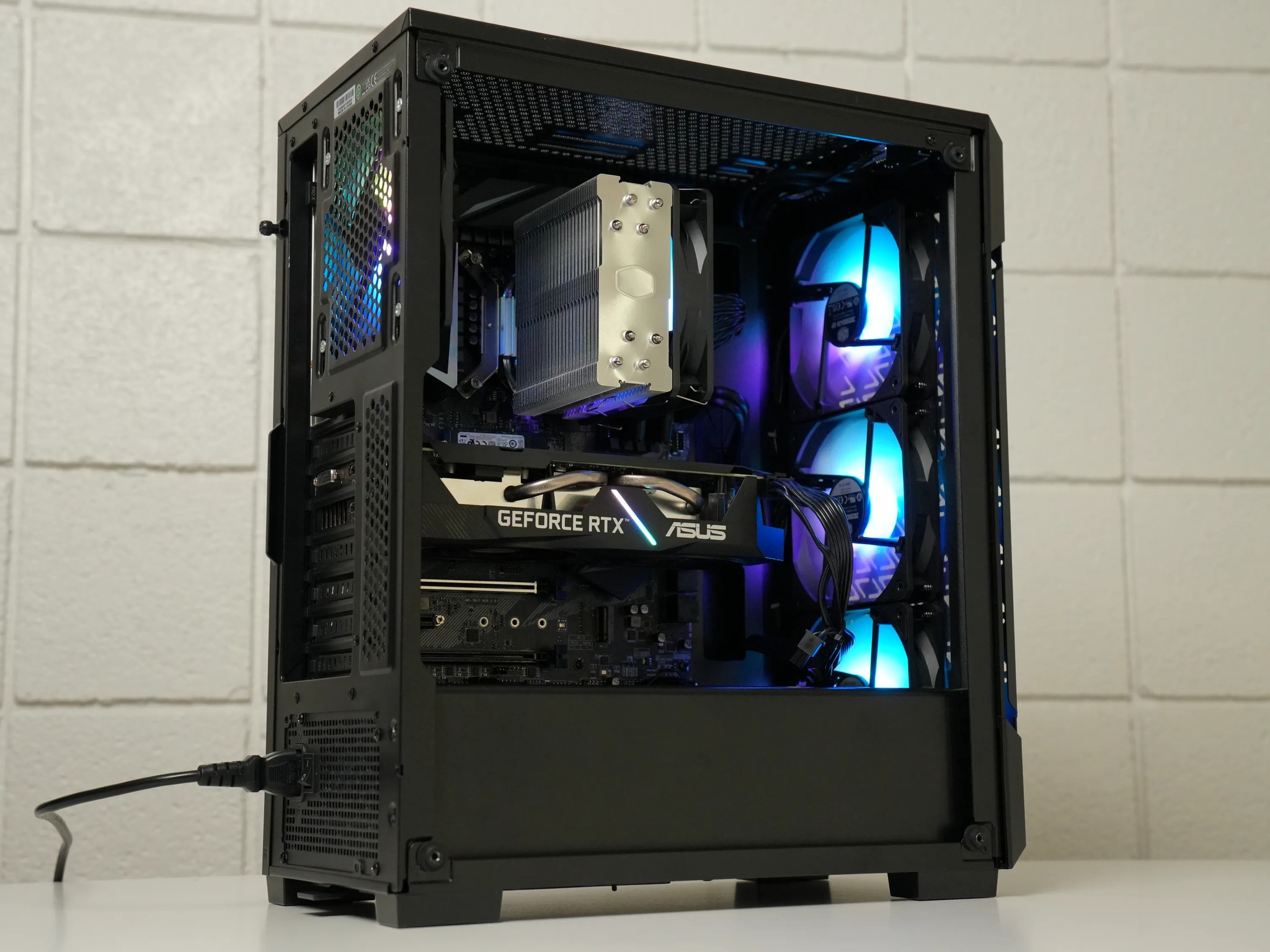 Gaming PC | RTX 2060 | i5 9600k | 32GB RAM | 1TB SSD | Wifi + BT | Windows 11 |