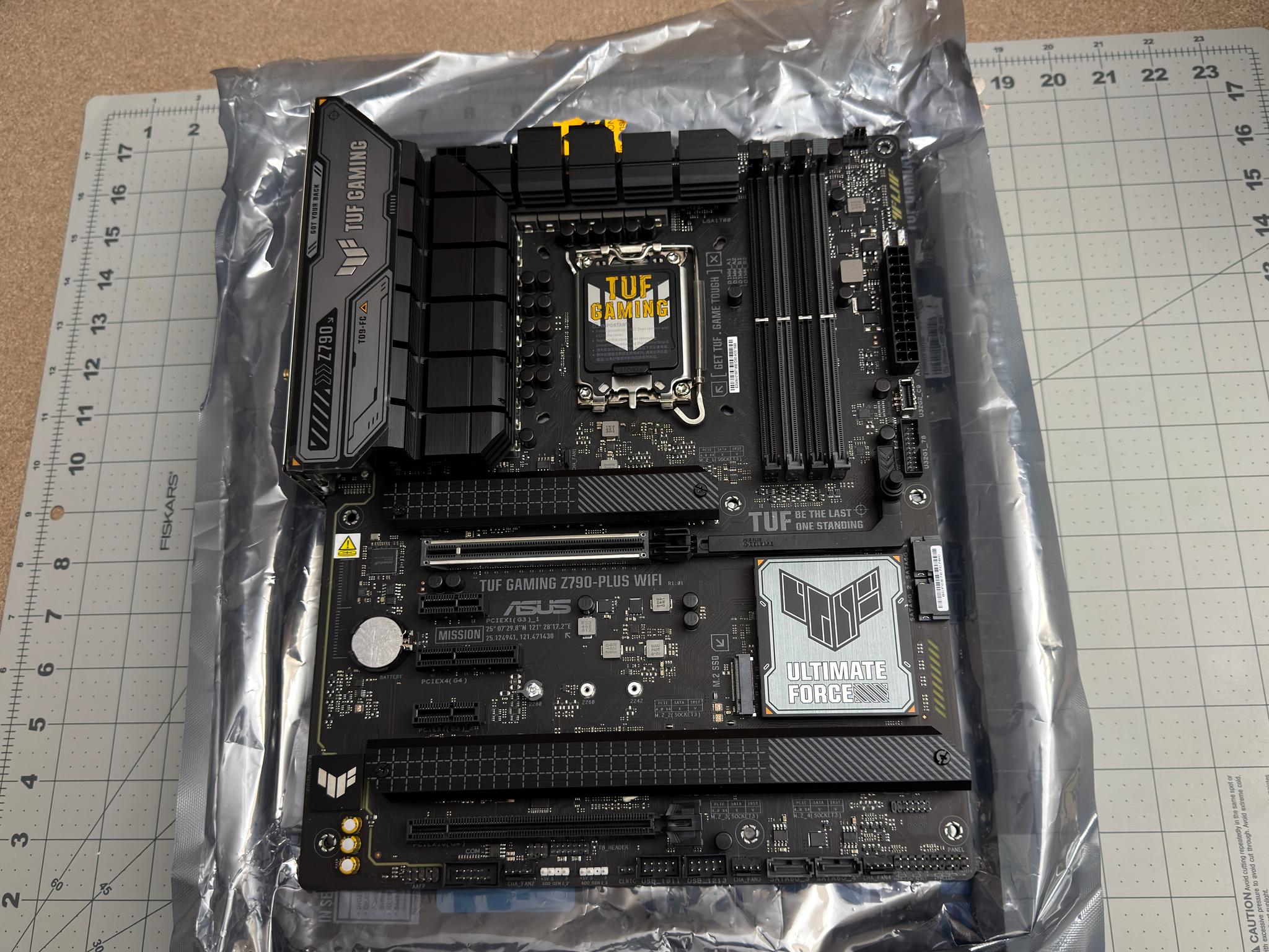 ASUS TUF GAMING Z790-PLUS WIFI - Image 5