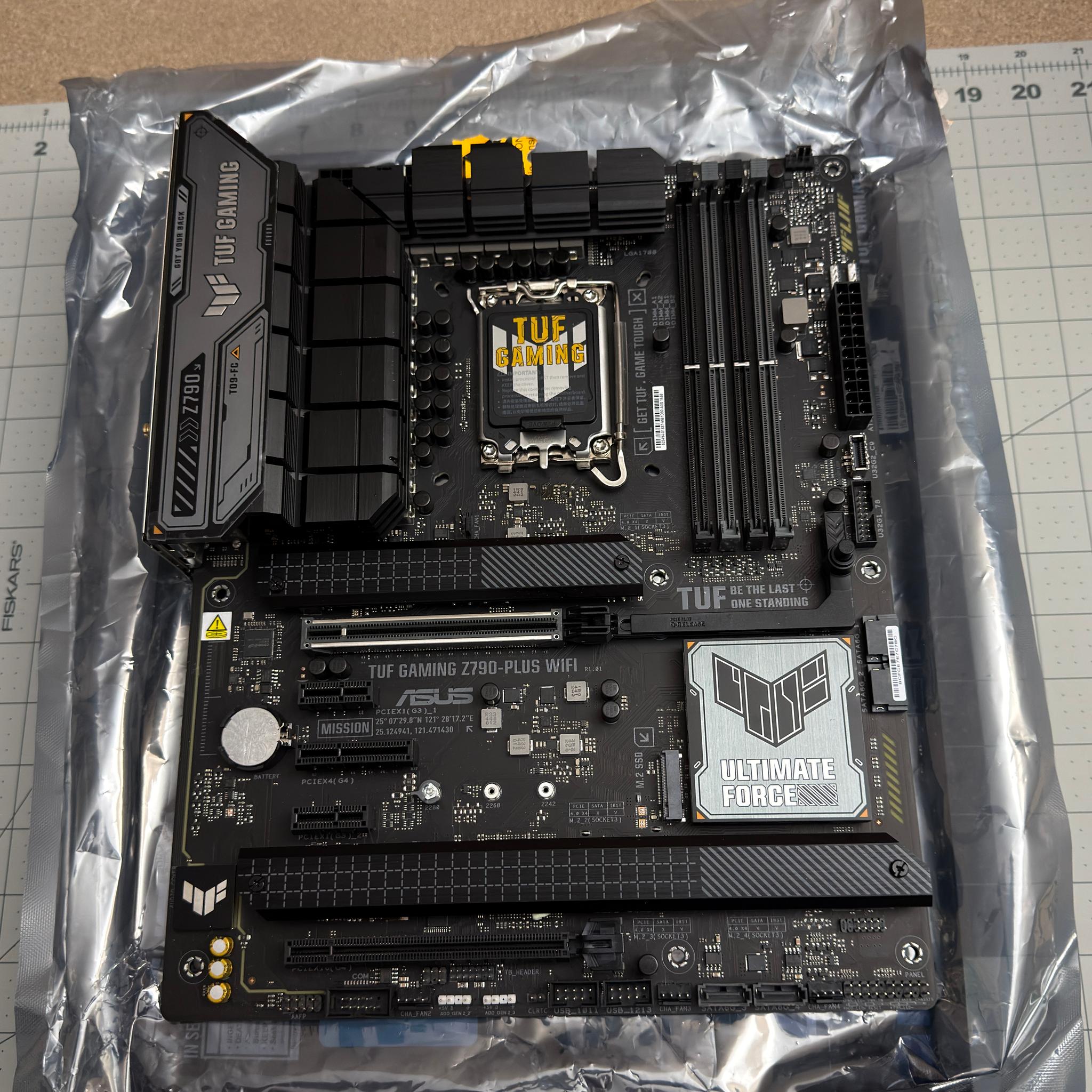 ASUS TUF GAMING Z790-PLUS WIFI — Lot of 2