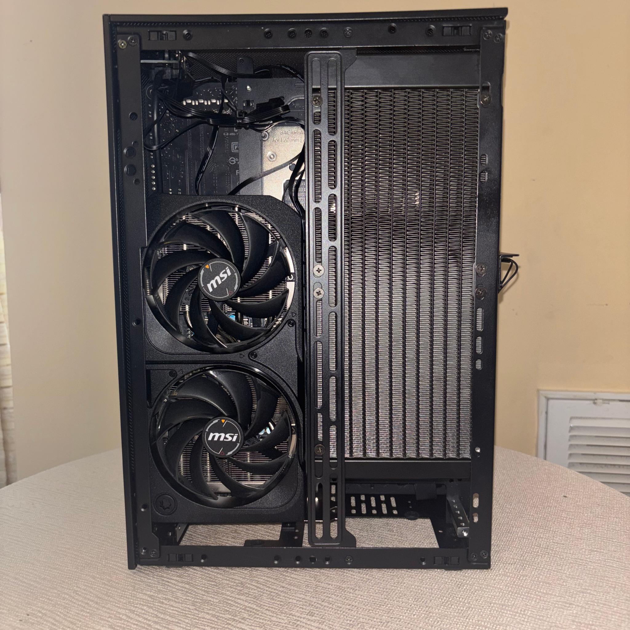 SHADOW Stealth SFF - 7900x, 5070, Meshroom S MATX config