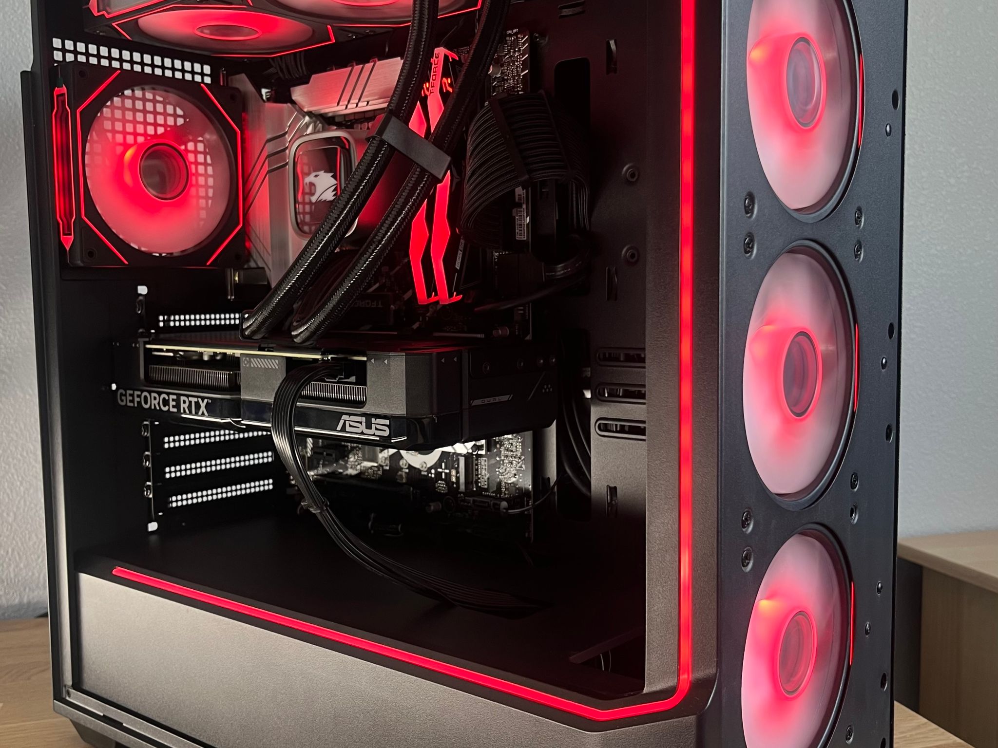 4070 Ti Super 16gb | i-7 14700kf | 32gb DDR5 Gaming PC