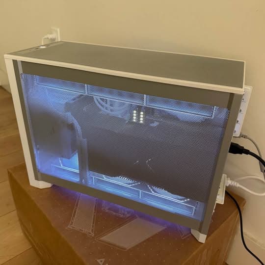 CUSTOM BUILT MICRO-ATX BUILD! RTX 4080 Super FE + i7-13700 IN MONTECH TEN