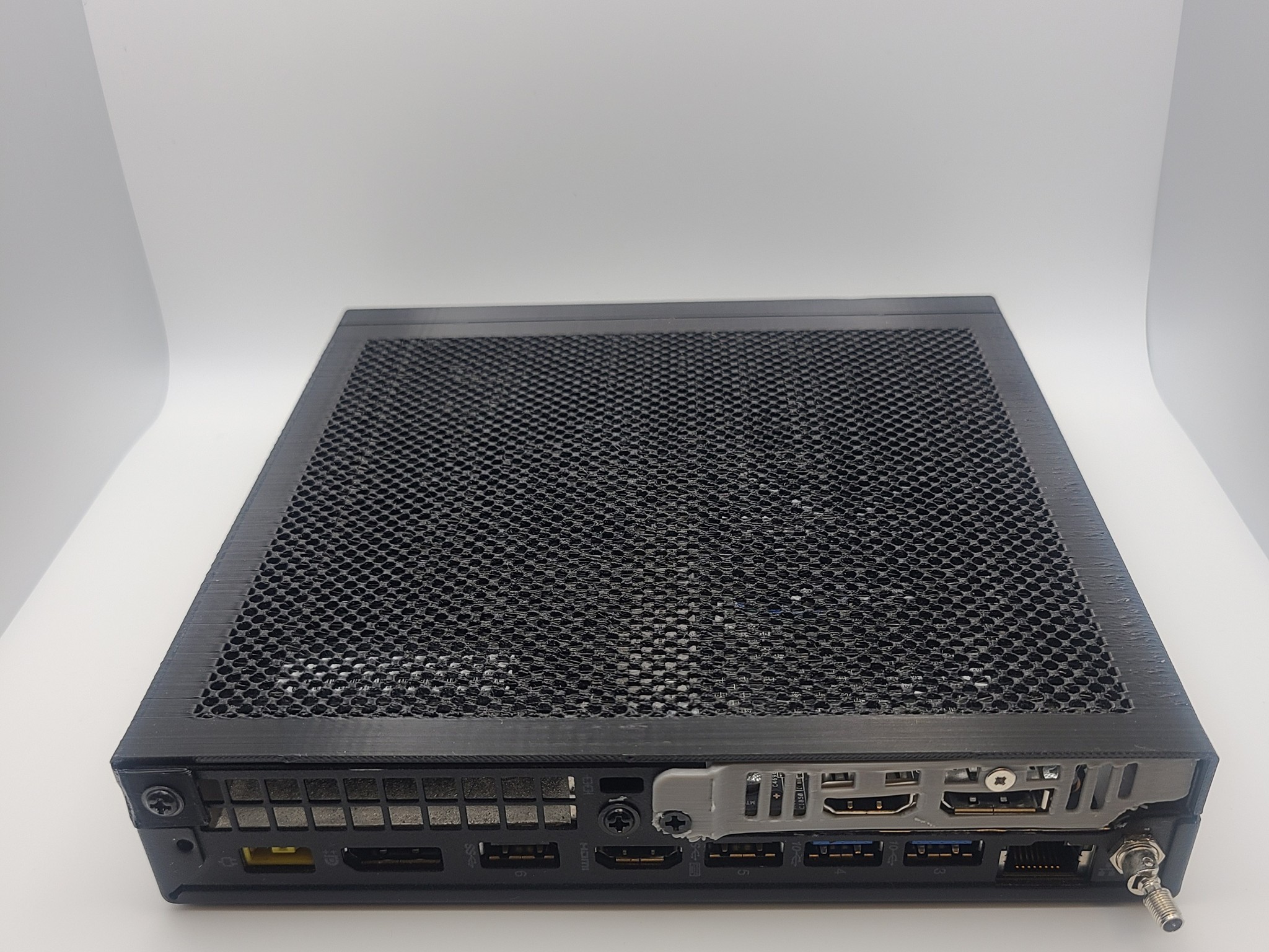 Lenovo ThinkCentre M720Q TINY with Radeon RX 6400 LP (ASRock)