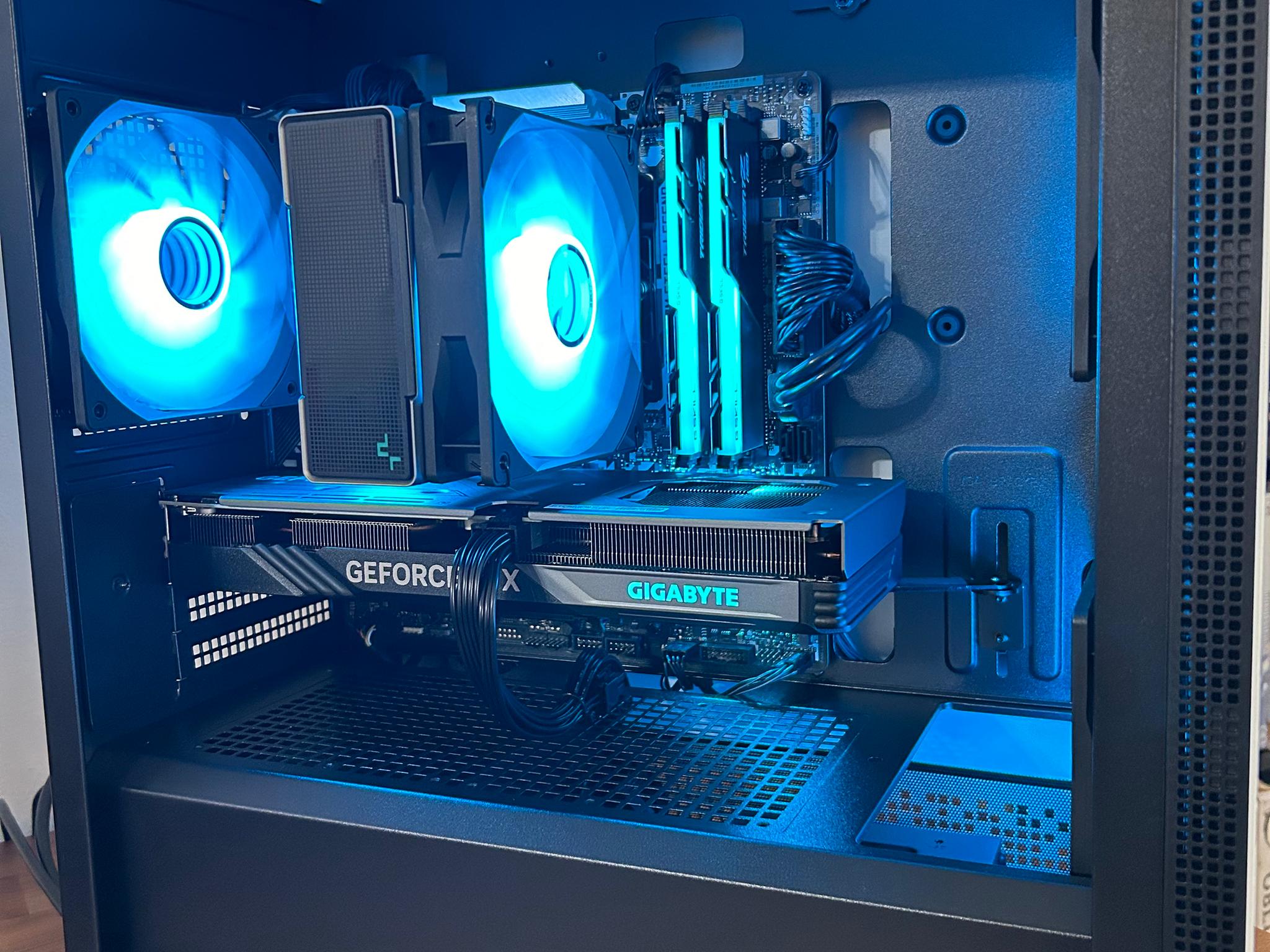 RTX 4060 | Ryzen 5 5500 | 1TB SSD | WI-FI | The Mini Legend V11