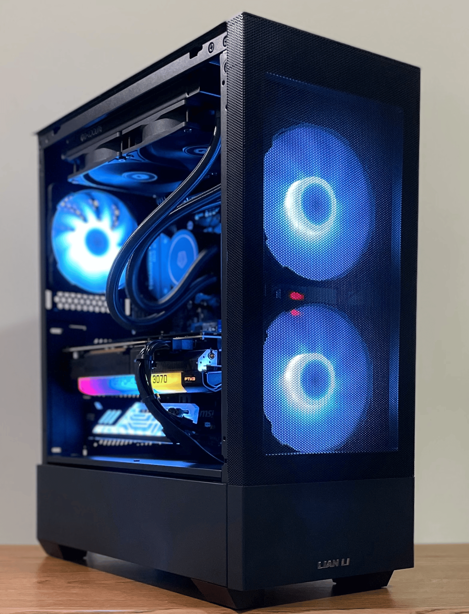 Sparkle ✨ , RTX 3070, Ryzen 7 3800x High-End Gaming PC 