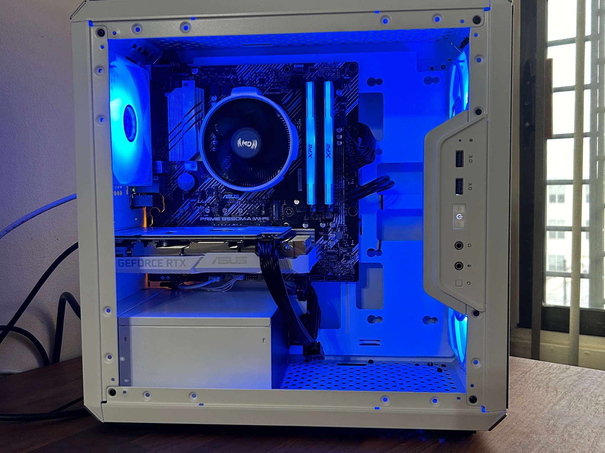 **SALE** RTX 3060 12GB | Ryzen 5 3600 | 1TB SSD | WI-FI | The Trooper