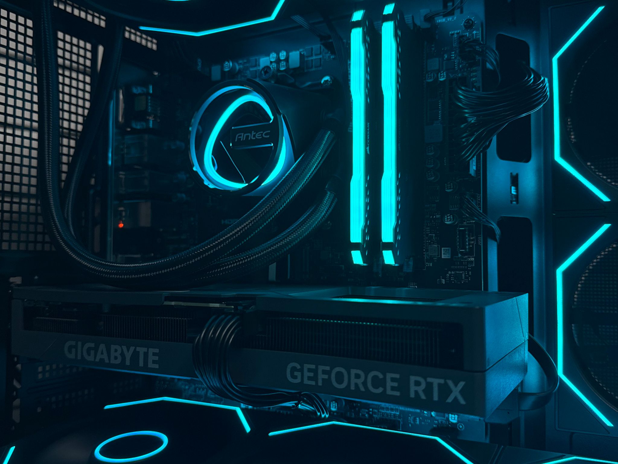 E-Sports Ready Gaming PC | RTX 4060 Ti + Ryzen 5 5600X | 1TB M.2 NVMe | 500+ FPS Fortnite