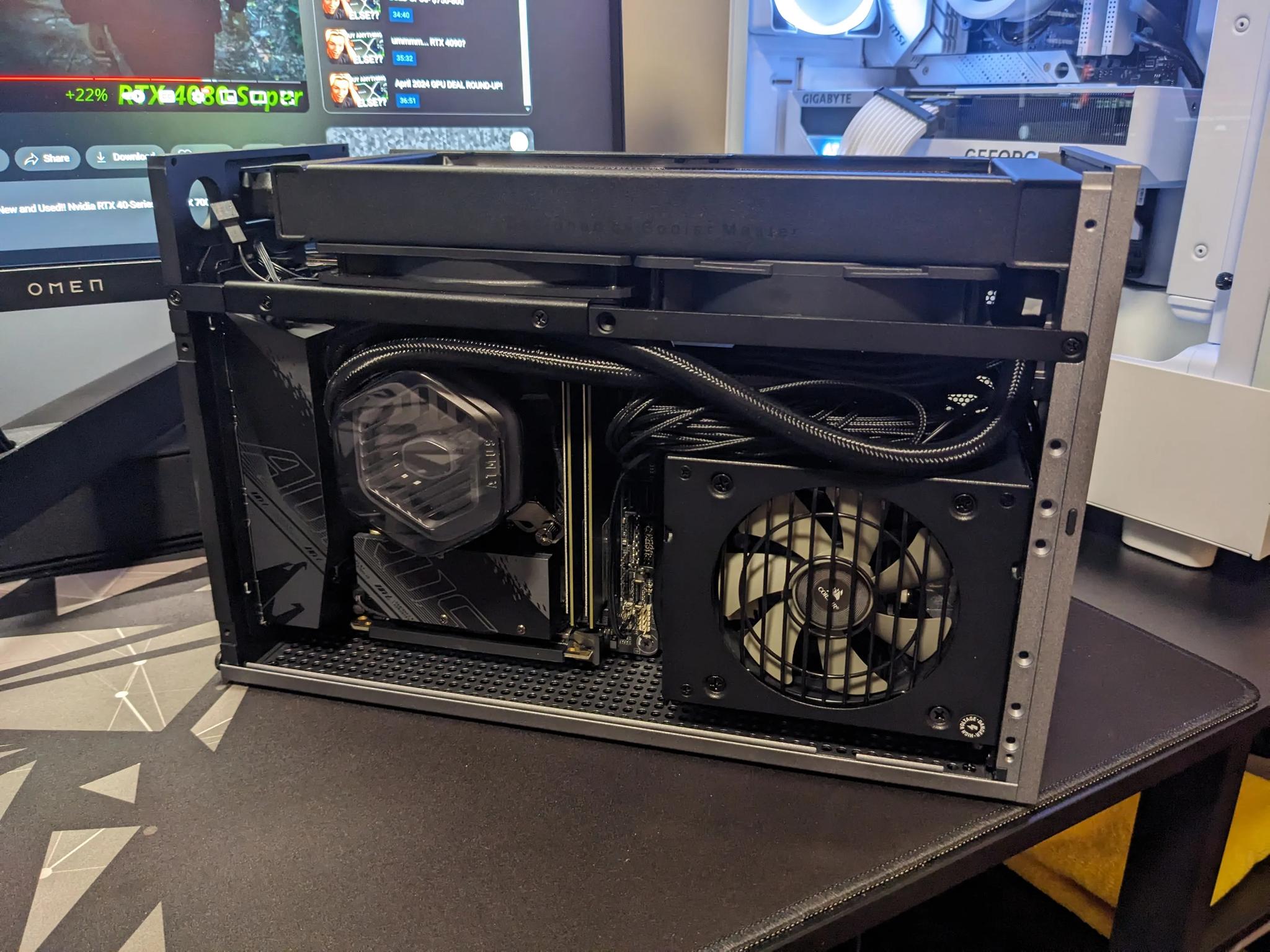 FormD T1 v2.1 | Mini ITX Case!