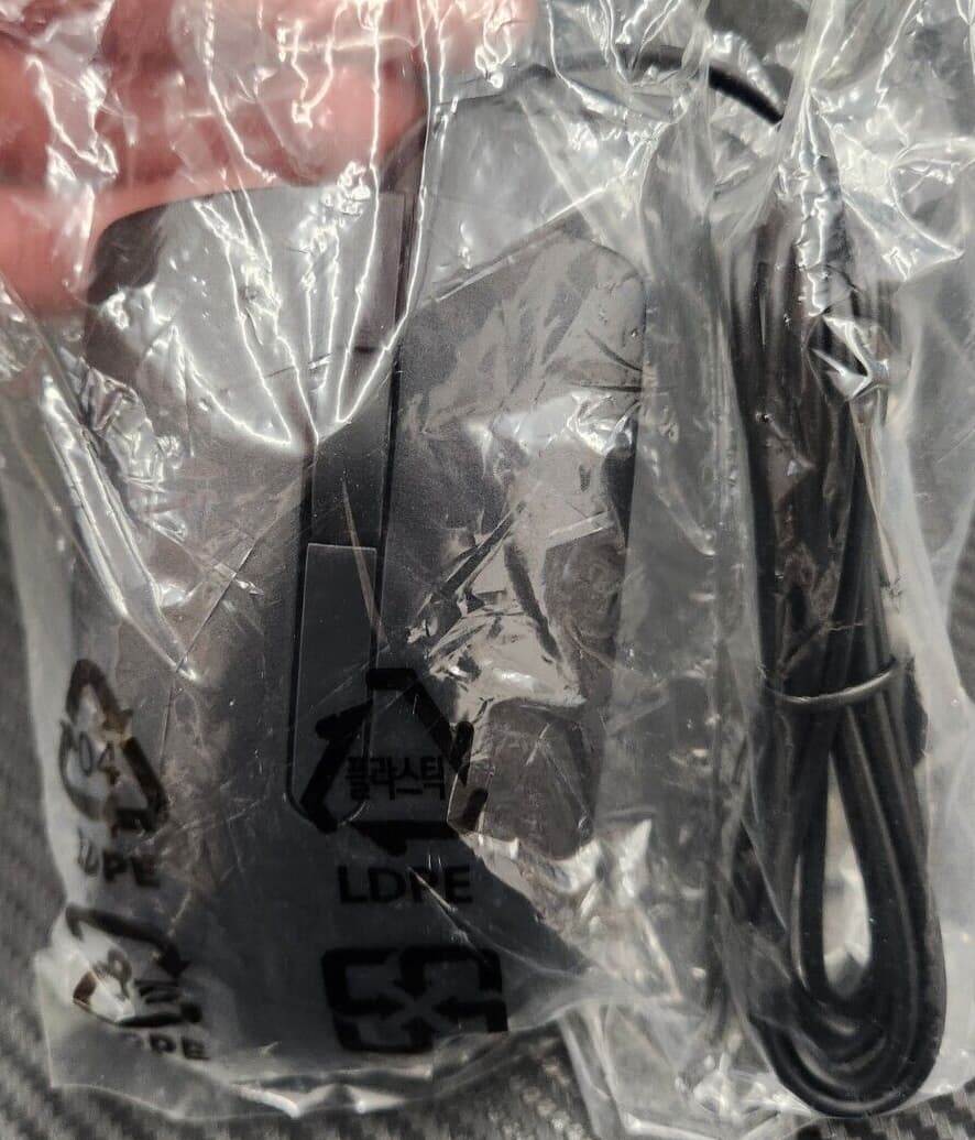 Dell MS1160 Wired USB 1000 DPI Optical Mouse Dell P/N: 065K5F Brand New