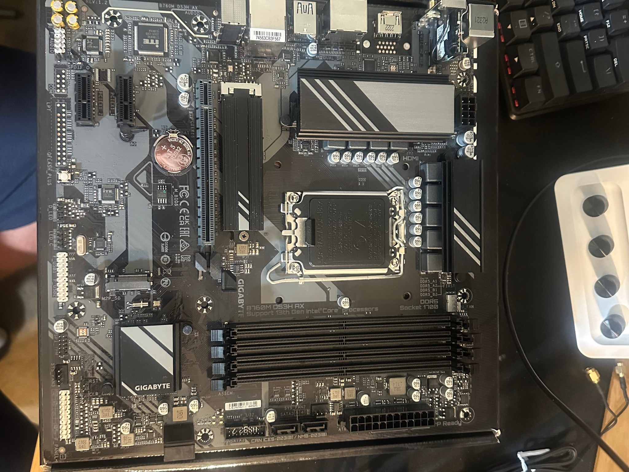 B760m DS3H AX Micro ATX DDR5