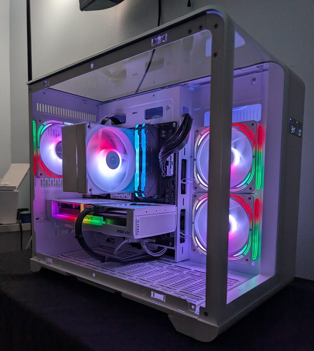 Arc B580-Ryzen 7 5700x-32GB DDR4 3200-1 TB NVME Compact Gaming PC
