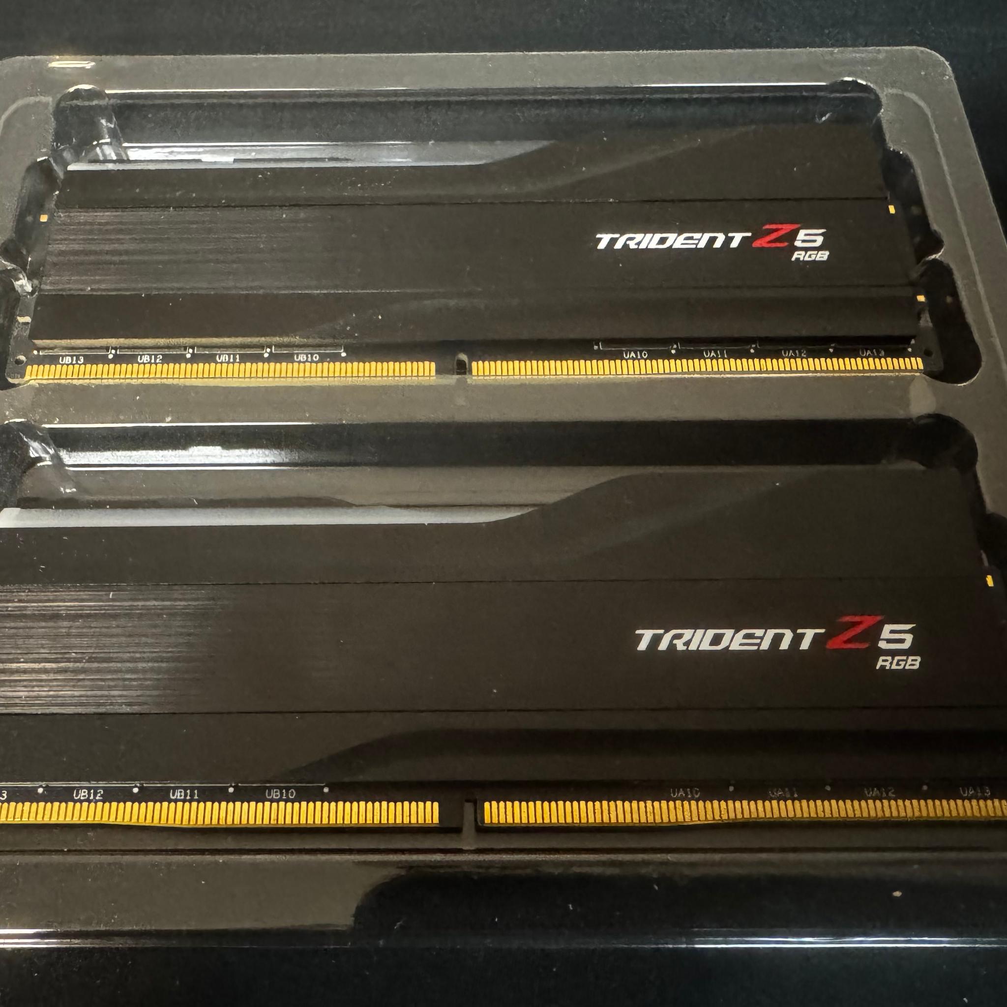 G.SKILL Trident Z5 RGB Series 64GB (2 x 32GB) 288-Pin PC RAM DDR5 6000 30-40-40-96