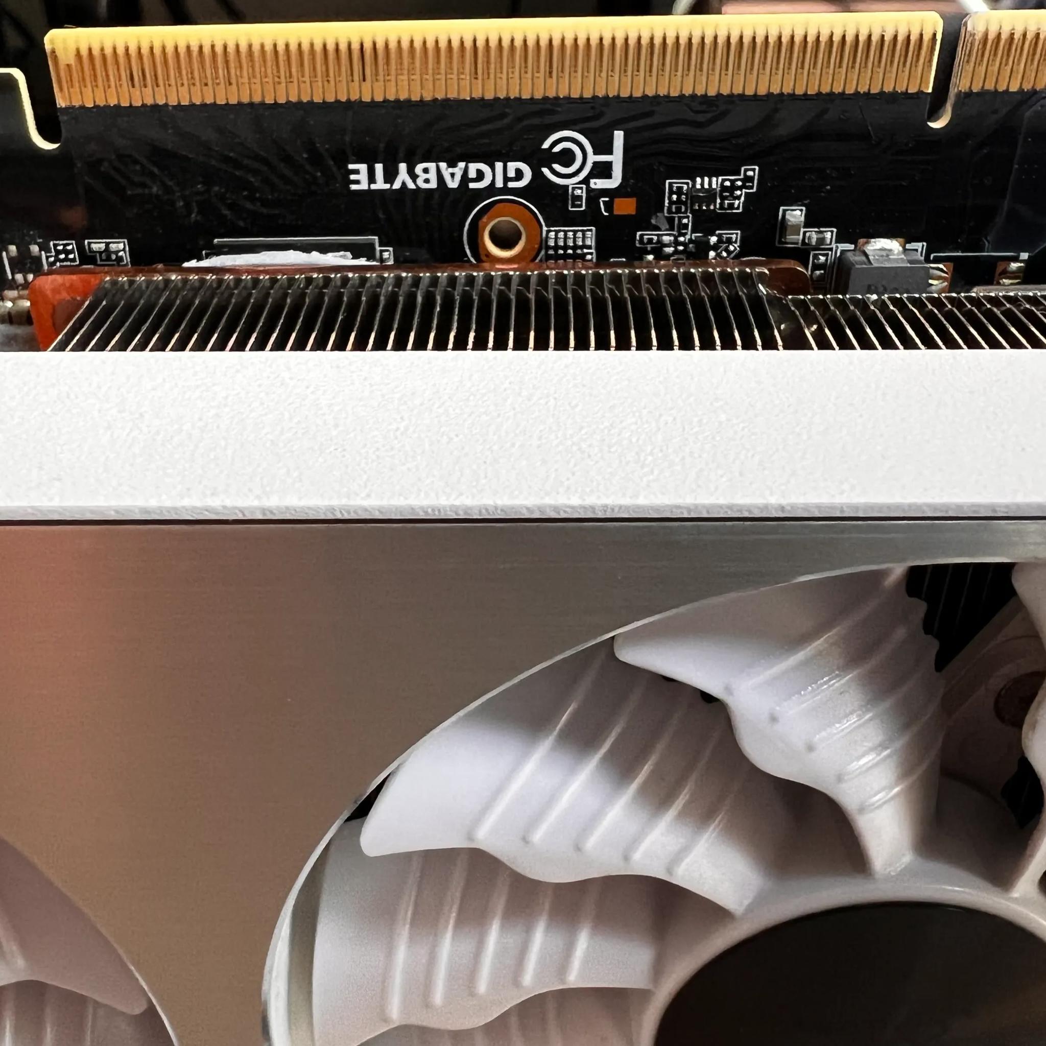 FOR PARTS Gigabyte Vision RTX 3080Ti