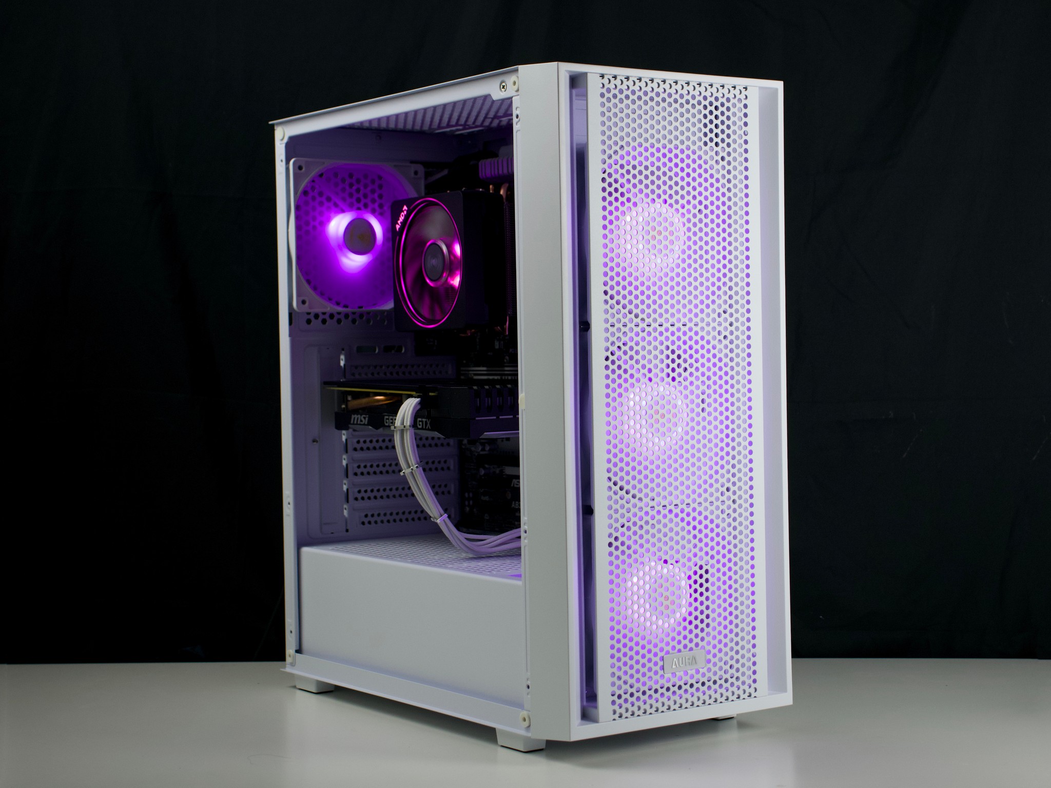 🧊❄️🧊 White Gaming PC – GTX 1660 TI, Ryzen 5 2600, 16GB RAM