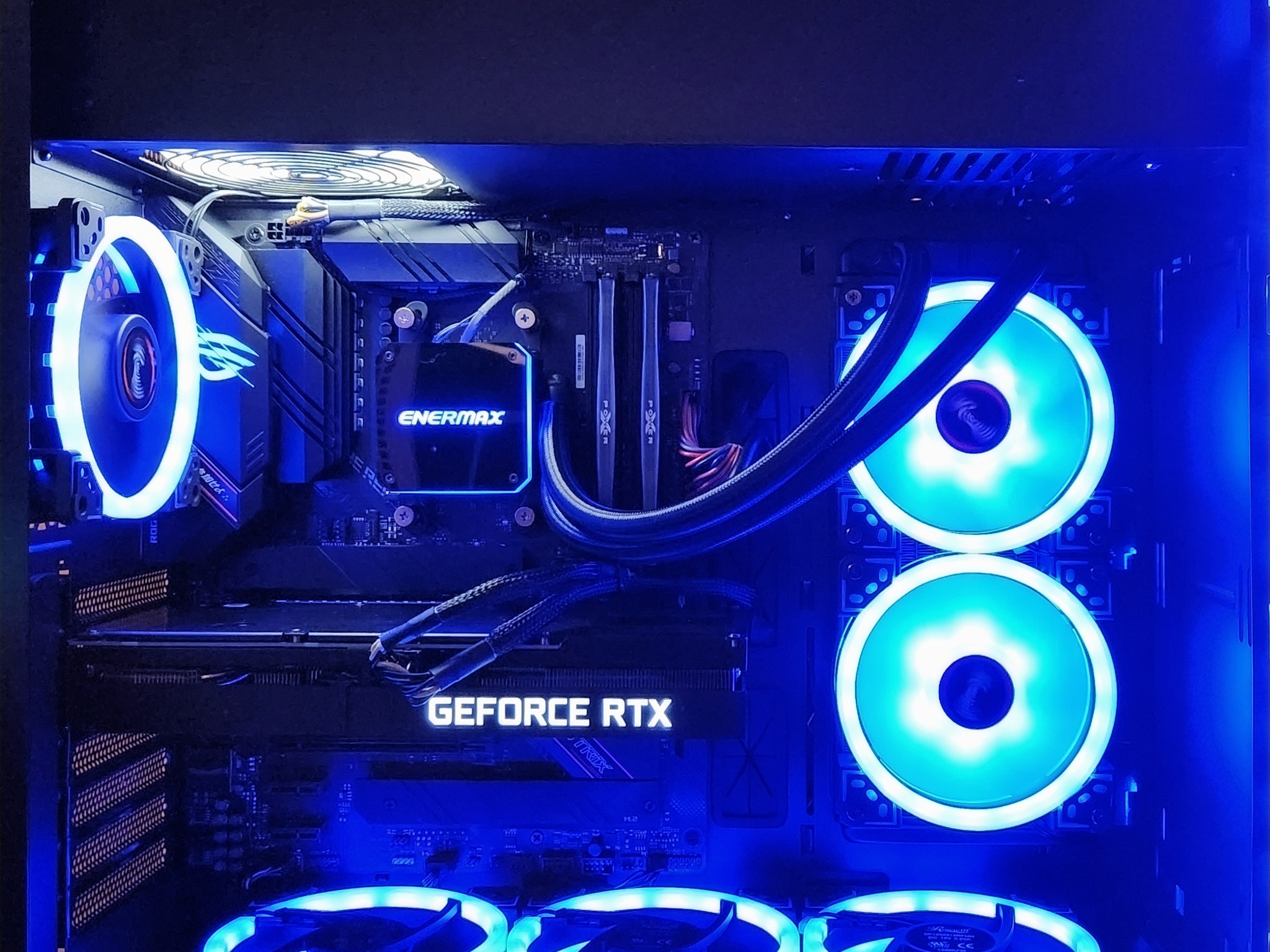 "THE BEAST" Ryzen 7 5800X / 32GB DDR4/ 1TB SSD/ RTX 3070 8GB