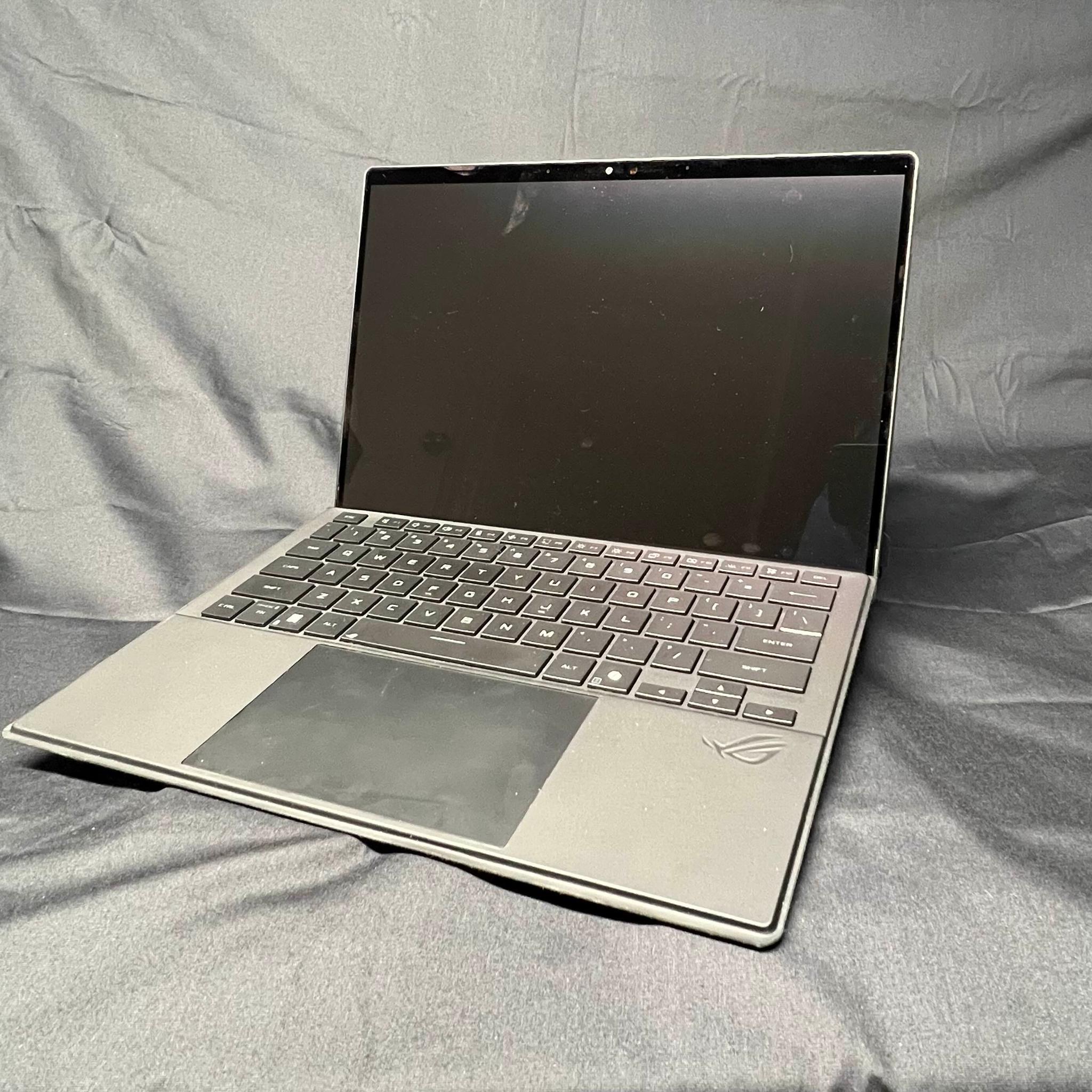 ASUS ROG Flow Z13 (GZ302EA-XS98) 2-in-1 gaming laptop/tablet