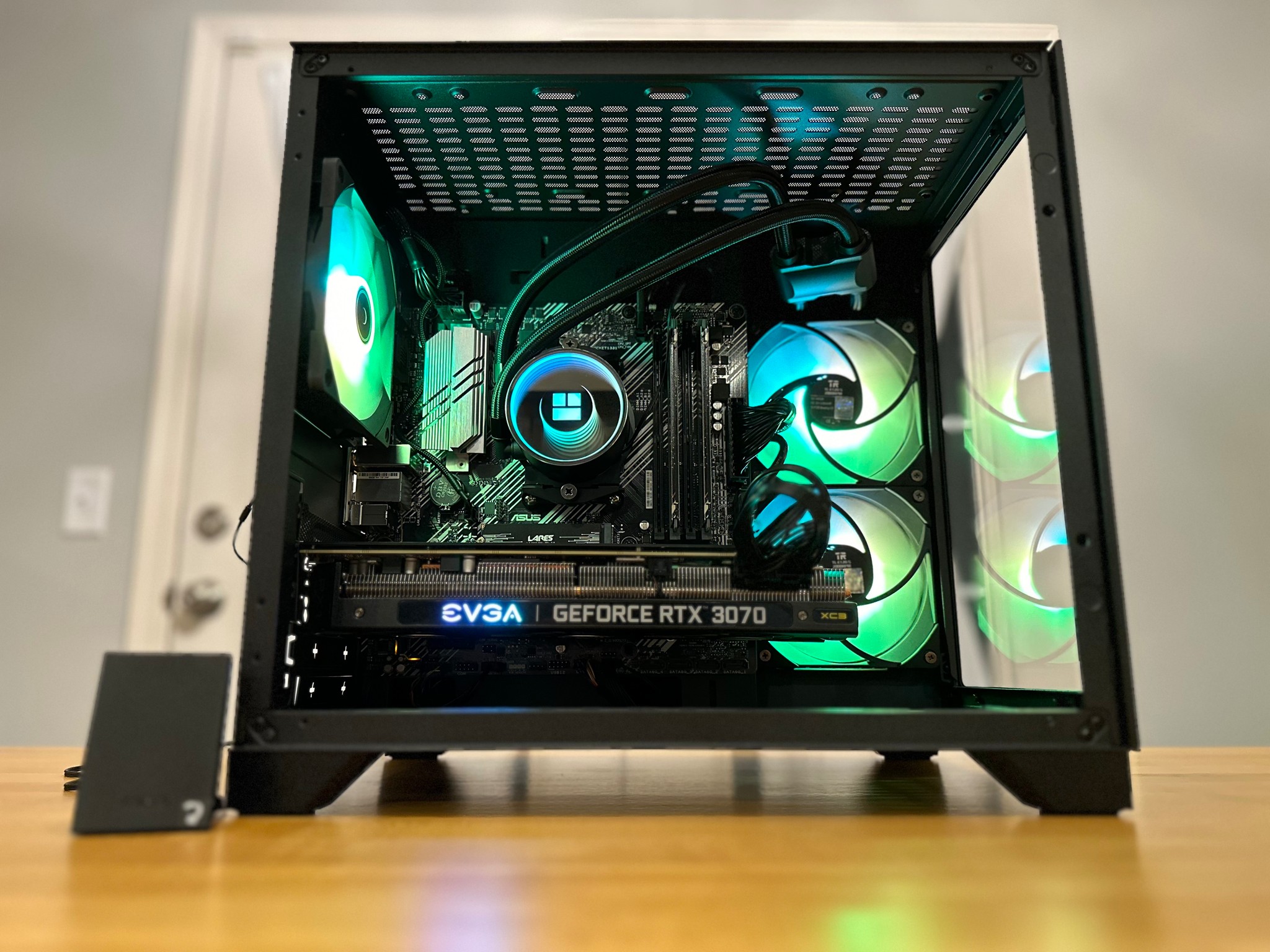 ⚡️🧲|RTX 3070, Ryzen 7, 1tb SSD, Liquid Cooled Gaming/Streaming/Content PC, Cyber Monday!