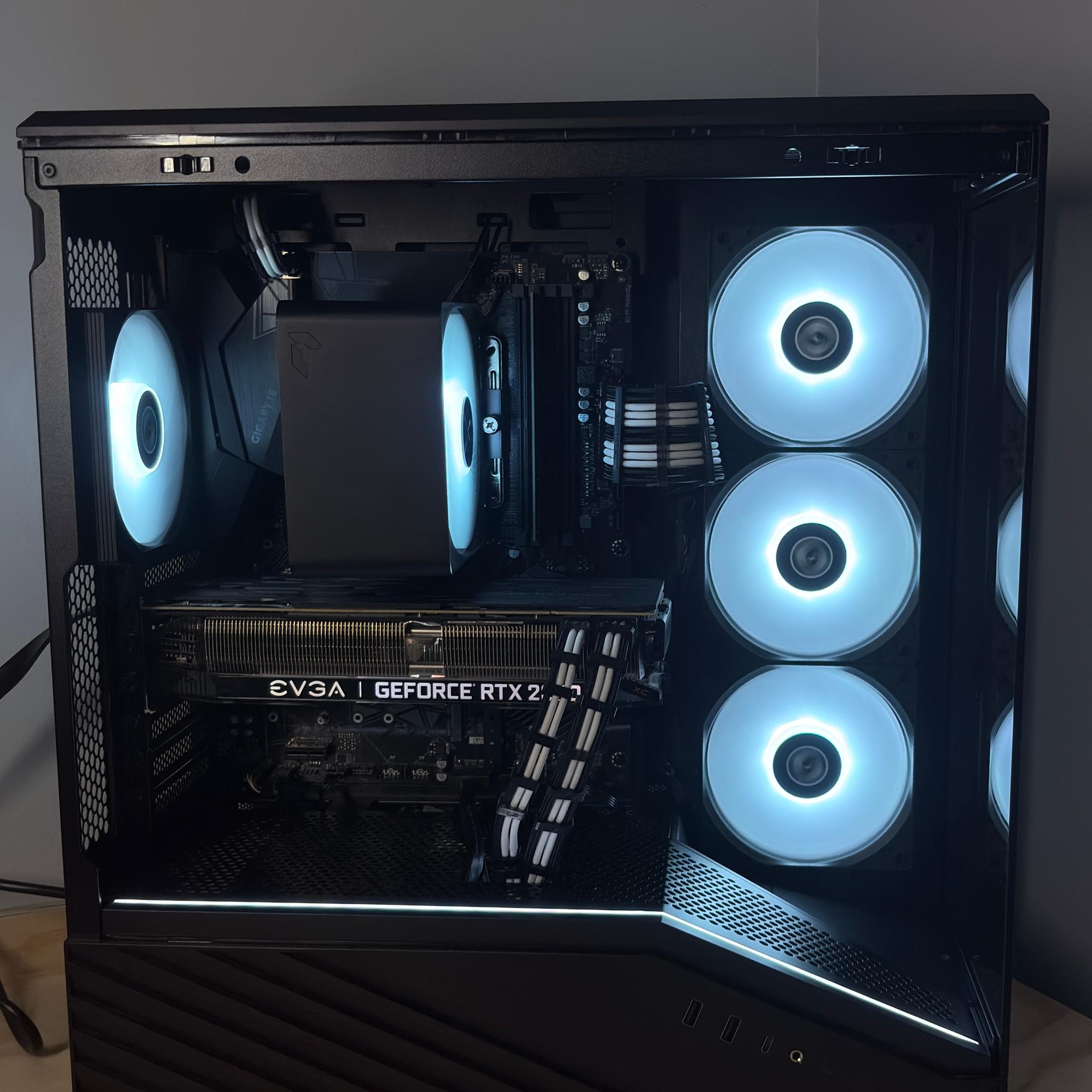 Apex Series PC / Ryzen 5 + RTX 2070 / NVMe SSD / Ready to play!