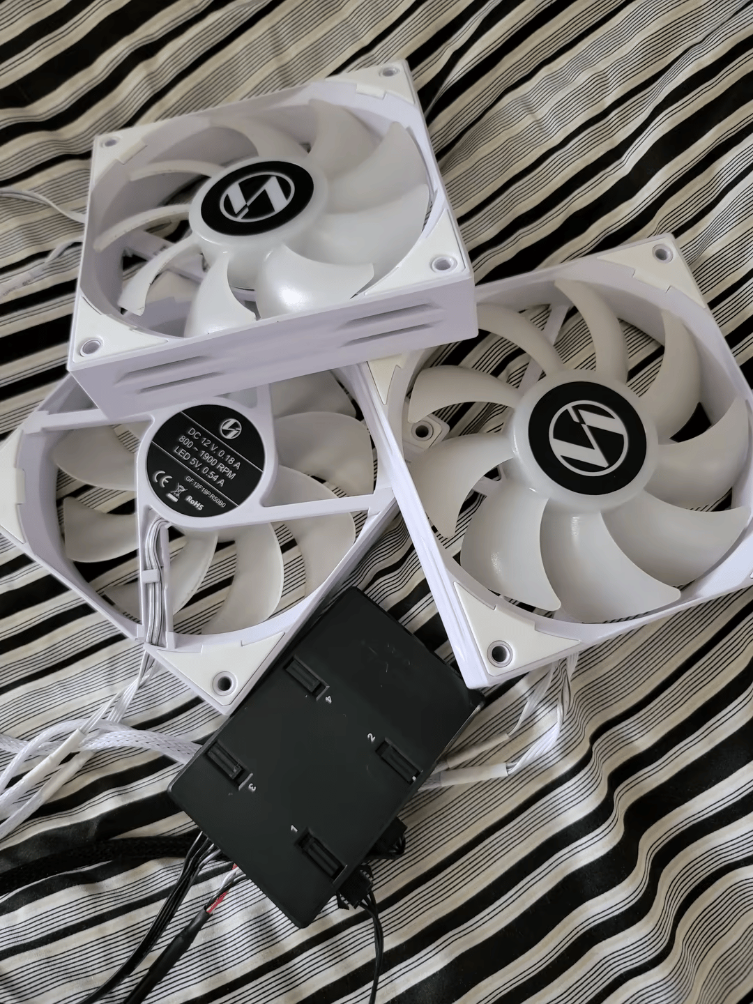 LIAN LI ST120 (White) (120mm) 