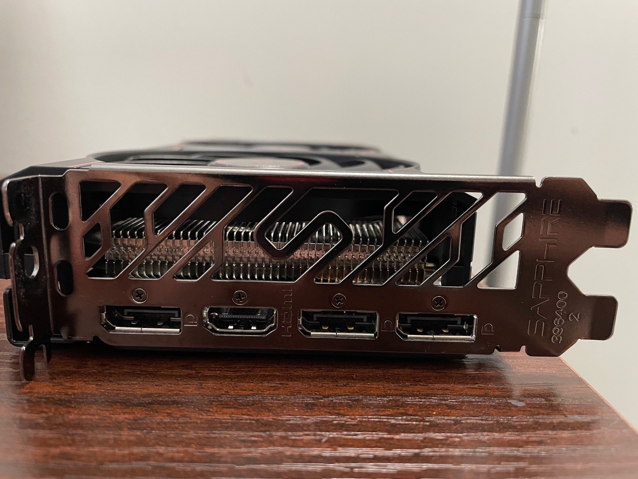 LIKE NEW : Sapphire Pulse Radeon RX 6600 8 GB GDDR6 Video card 