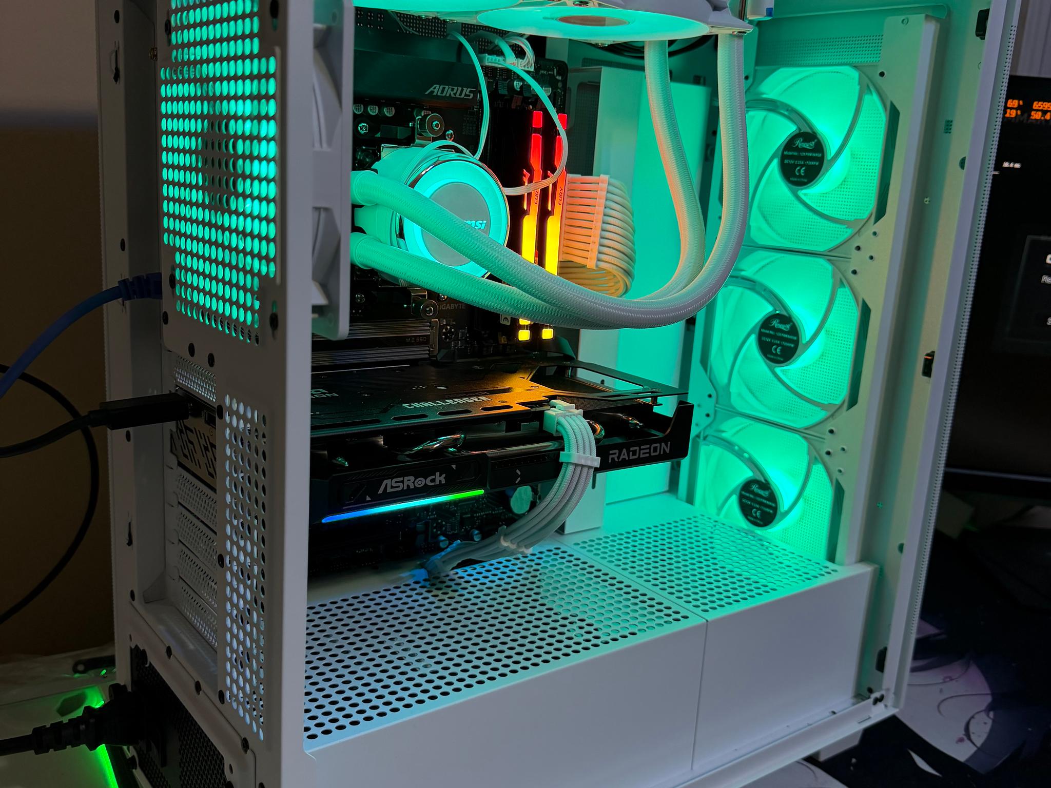 RX 9600 XT 16GB | Ryzen 5 9600X | 32GB RGB DDR5 | 1TB Gen4 NVMe | Custom-Built PC