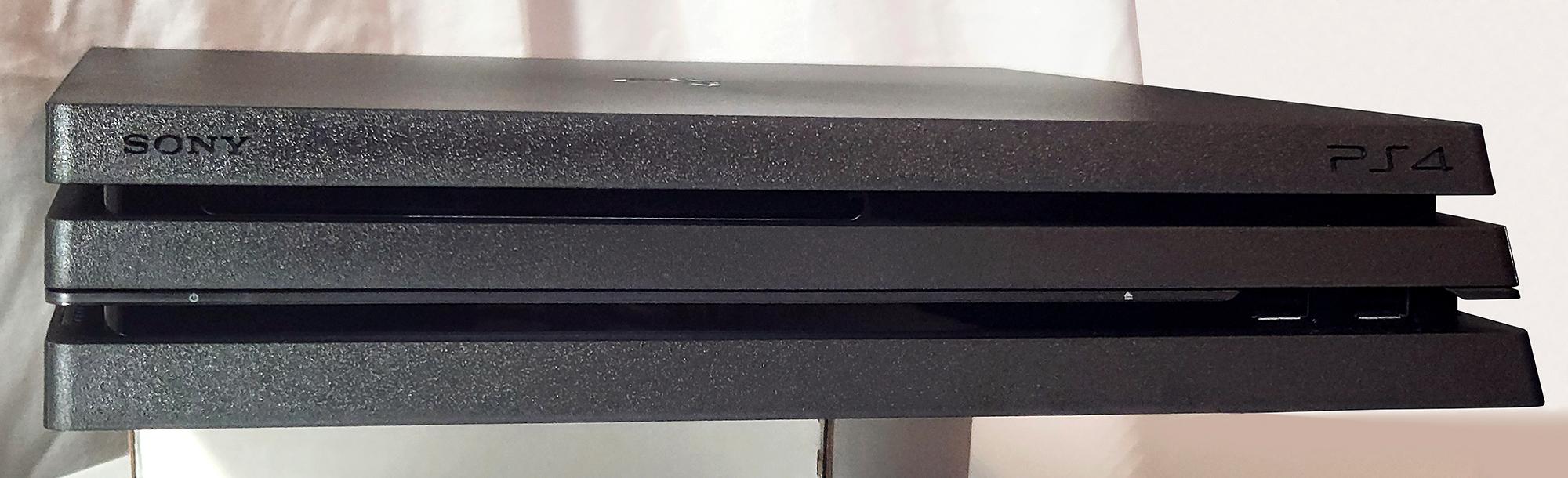 Sony Playstation 4 PRO 1TB
