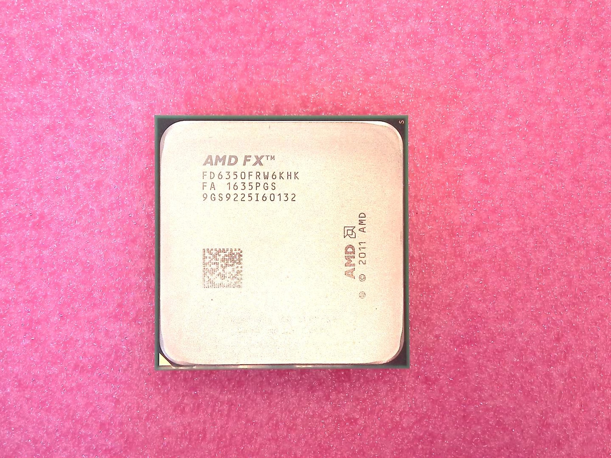 AMD FX-Series FX-6350 FX 6350 3.9 GHz Six-Core CPU Processor FD6350FRW6KHK Socket AM3+
