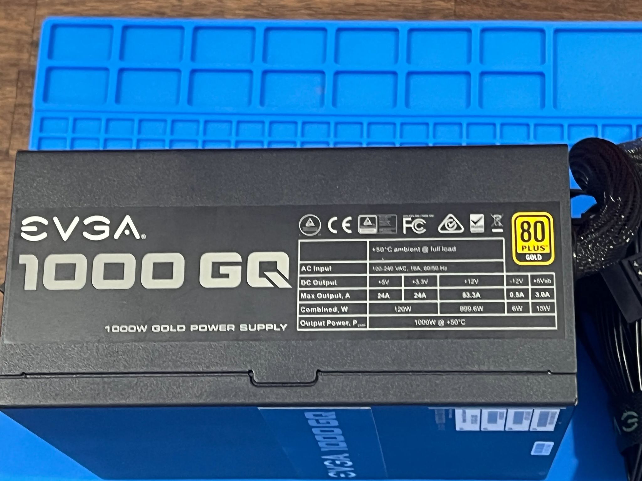 EVGA 1000 GQ, 80+ GOLD 1000W, Semi Modular, EVGA ECO Mode