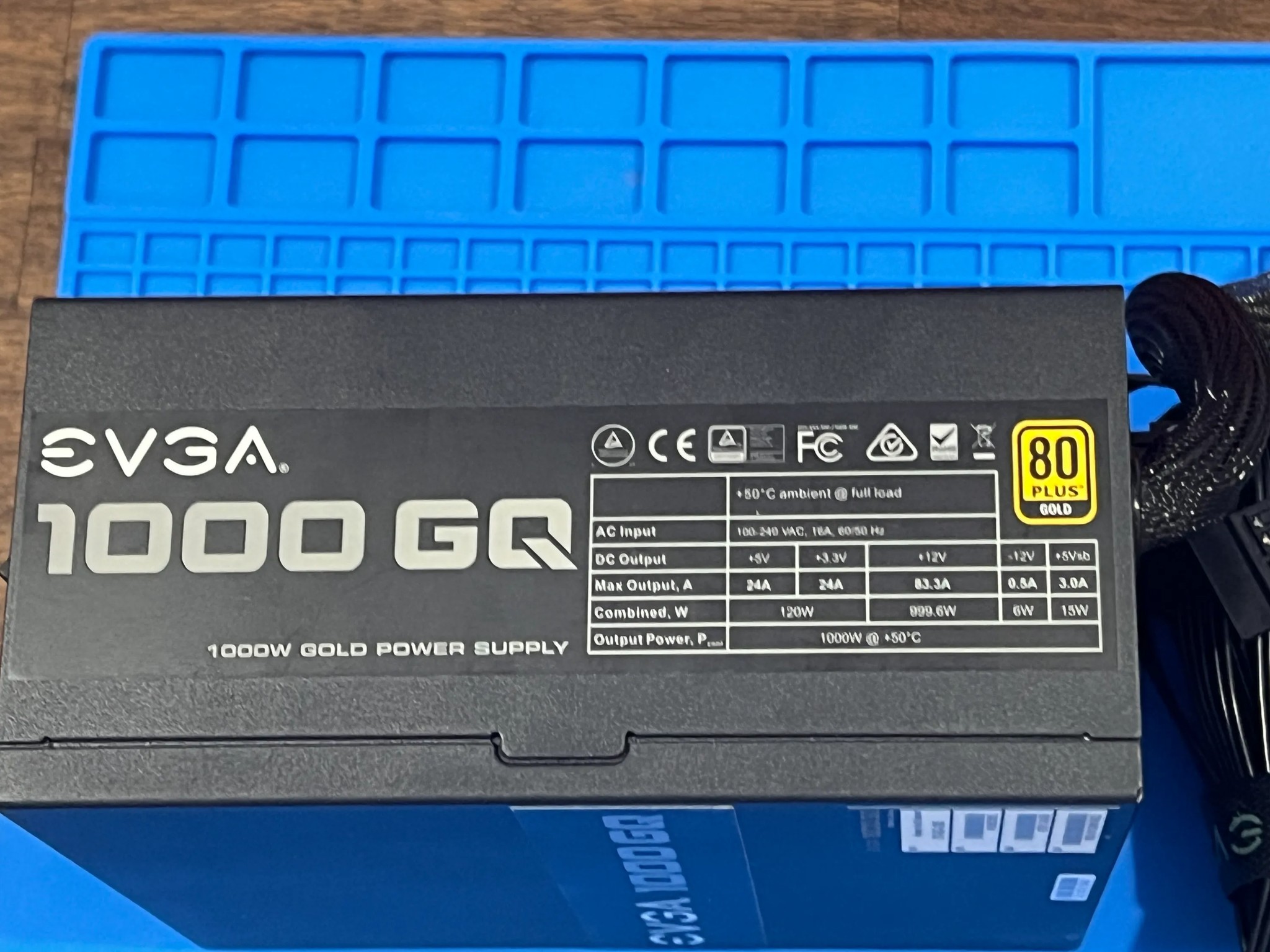 EVGA 1000 GQ, 80+ GOLD 1000W, Semi Modular, EVGA ECO Mode