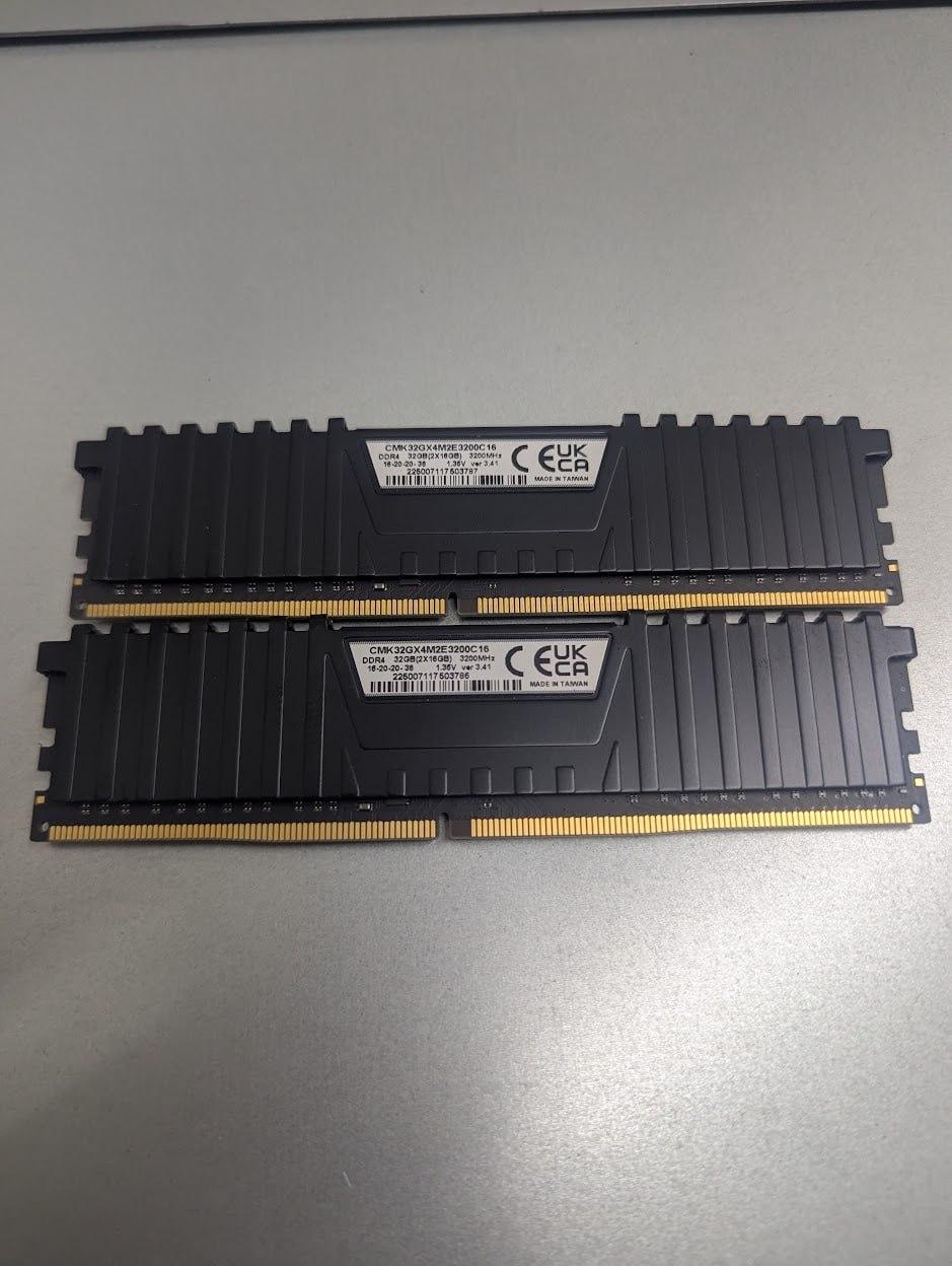 💠 Corsair Vengeance LPX 32GB (2x16GB) DDR4-3200 CL16 RAM | CMK32GX4M2E3200C16