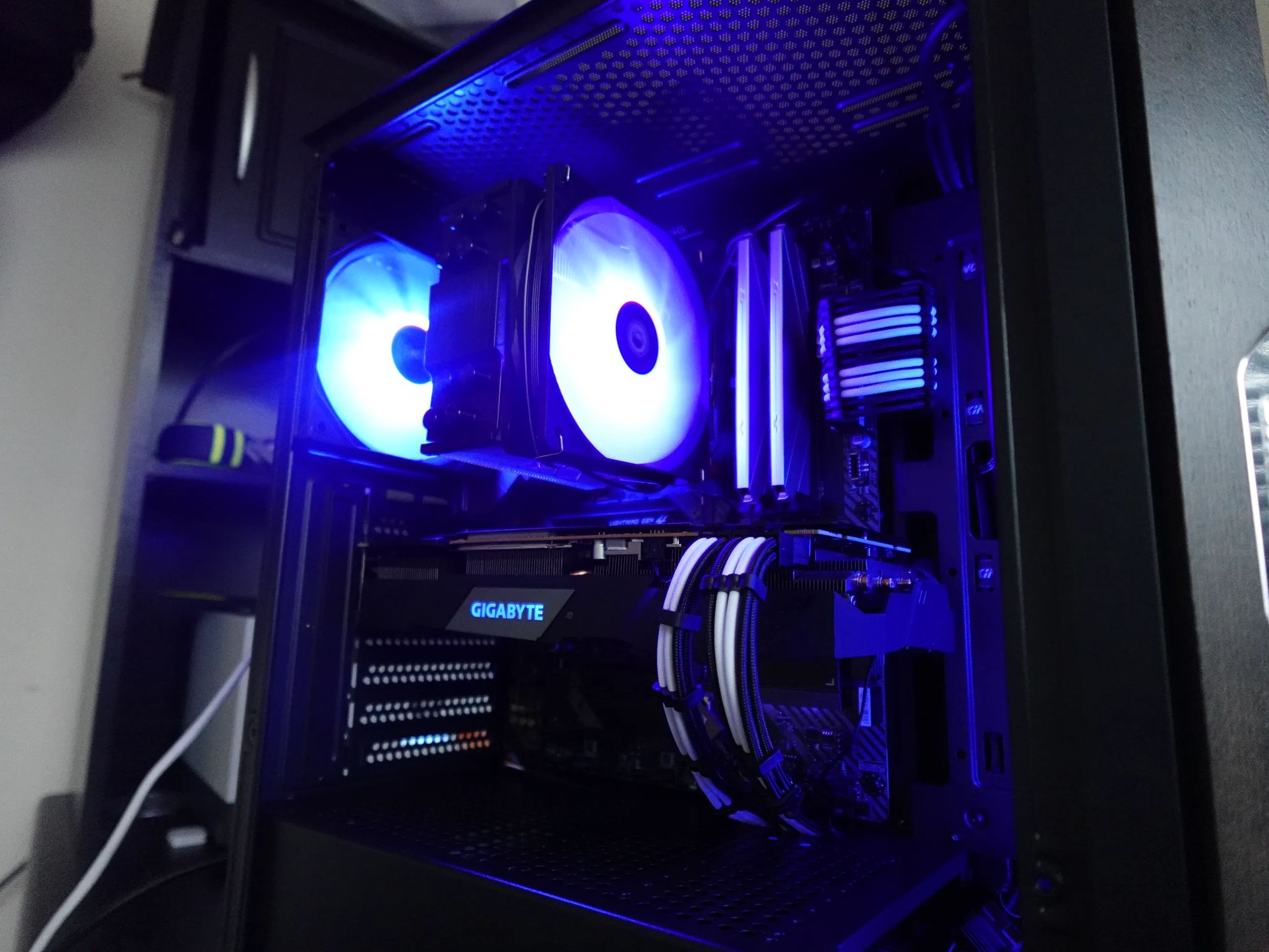 RTX 2070 Super Ryzen 5 3600x 16Gb Ram | 100+ Fps Gaming Computer